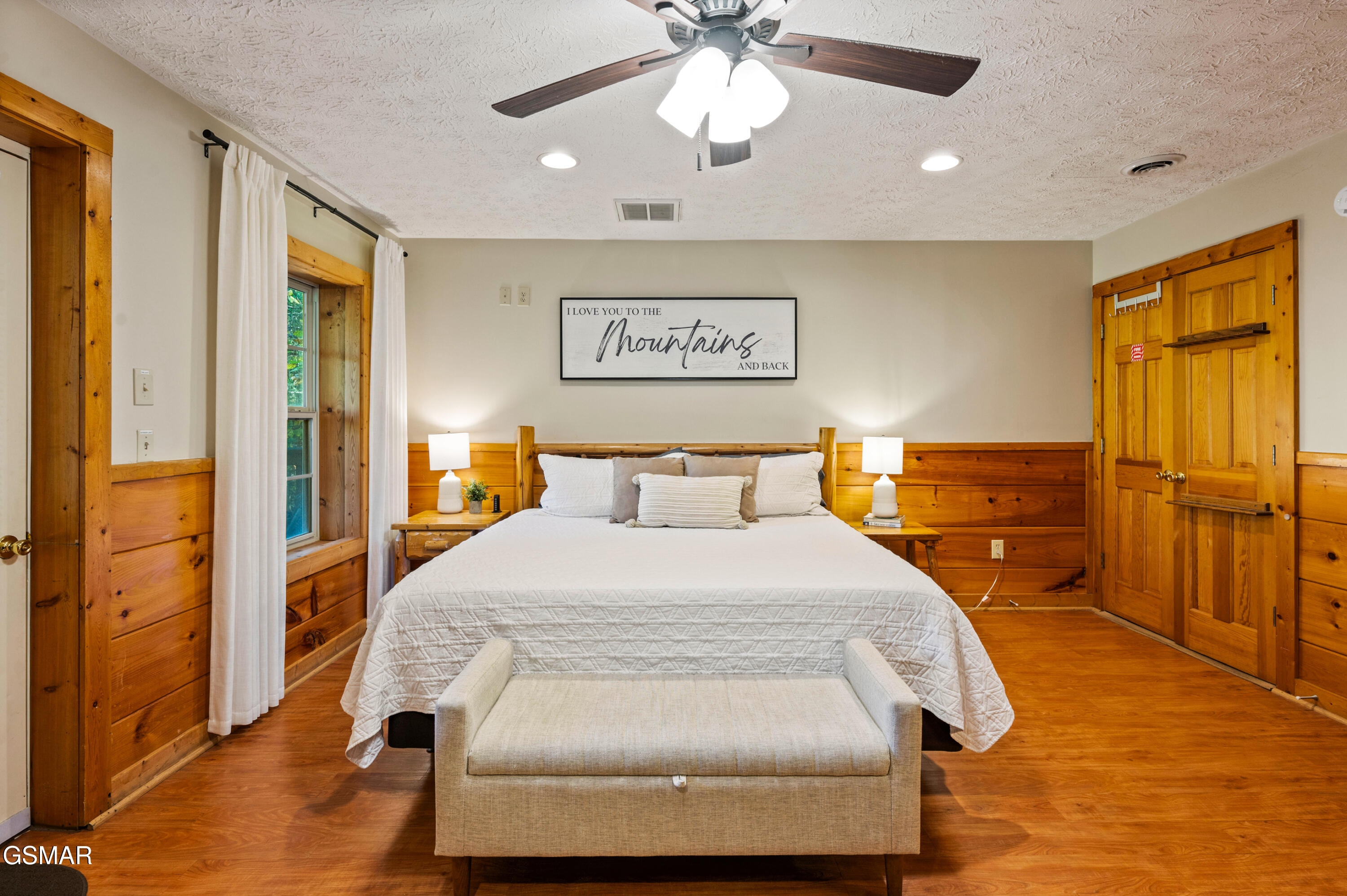 2461 Shady Creek Way Sevierville TN 37862