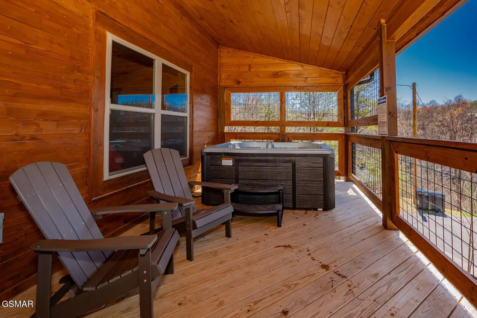763 Ski View Lane Sevierville TN 37876