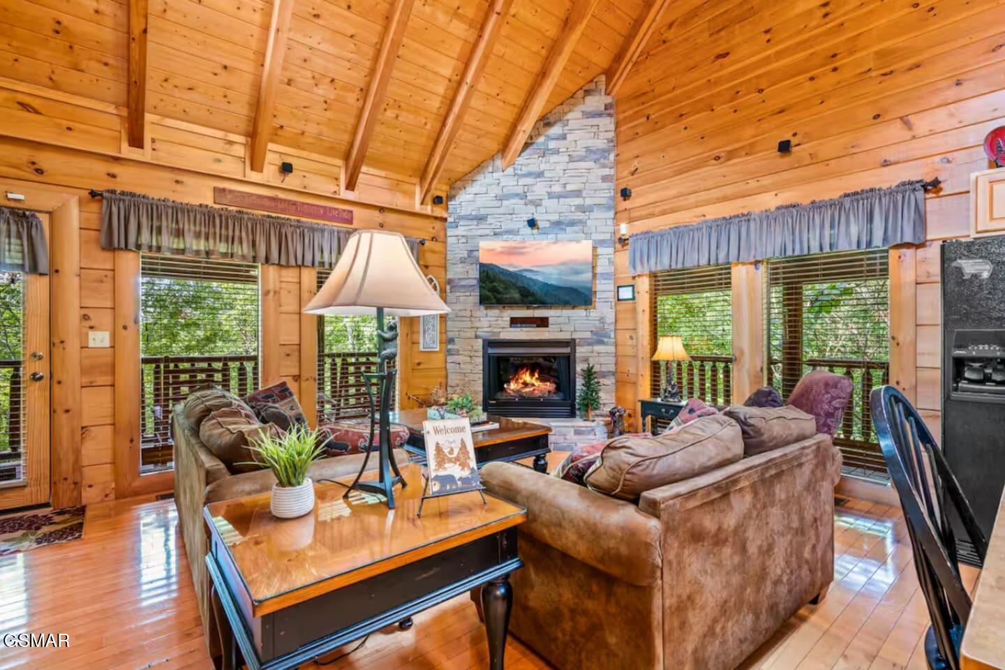 1316 Timberwolf Way Sevierville TN 37876