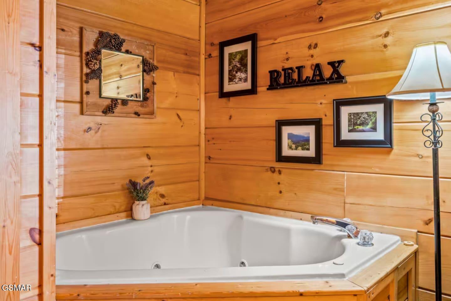 1316 Timberwolf Way Sevierville TN 37876