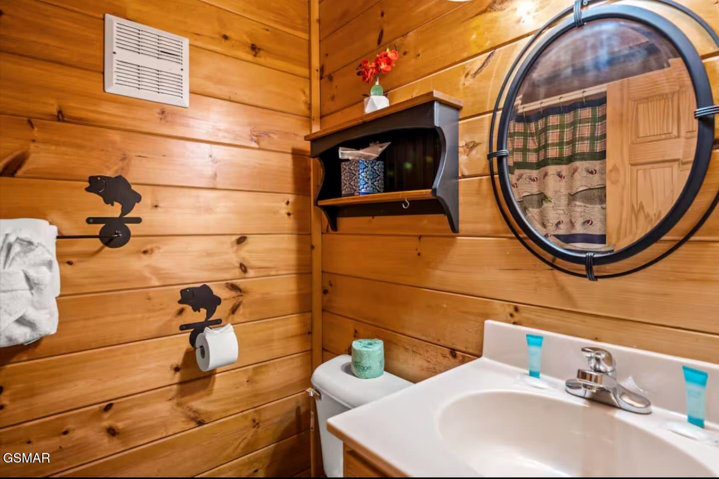 1316 Timberwolf Way Sevierville TN 37876