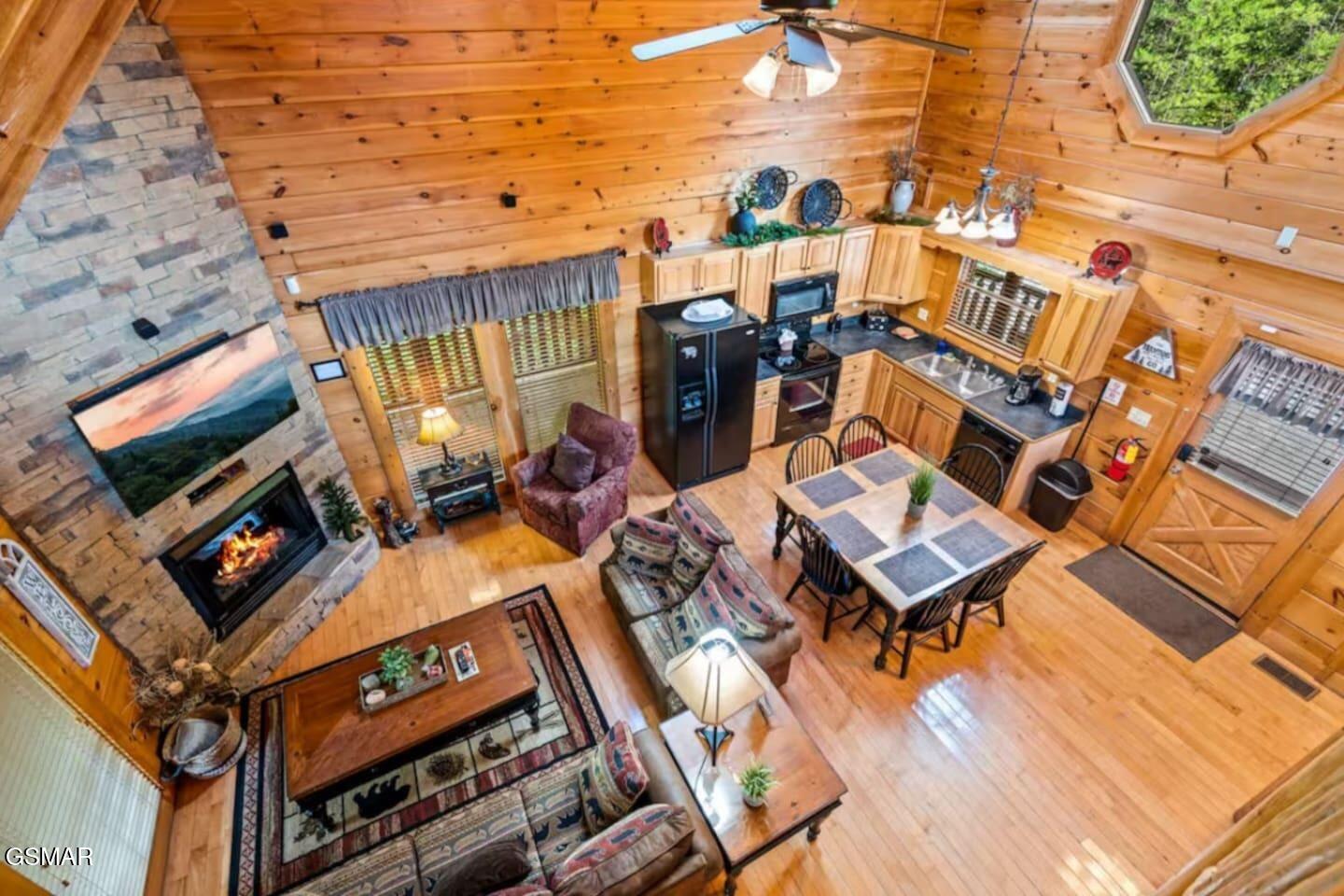 1316 Timberwolf Way Sevierville TN 37876