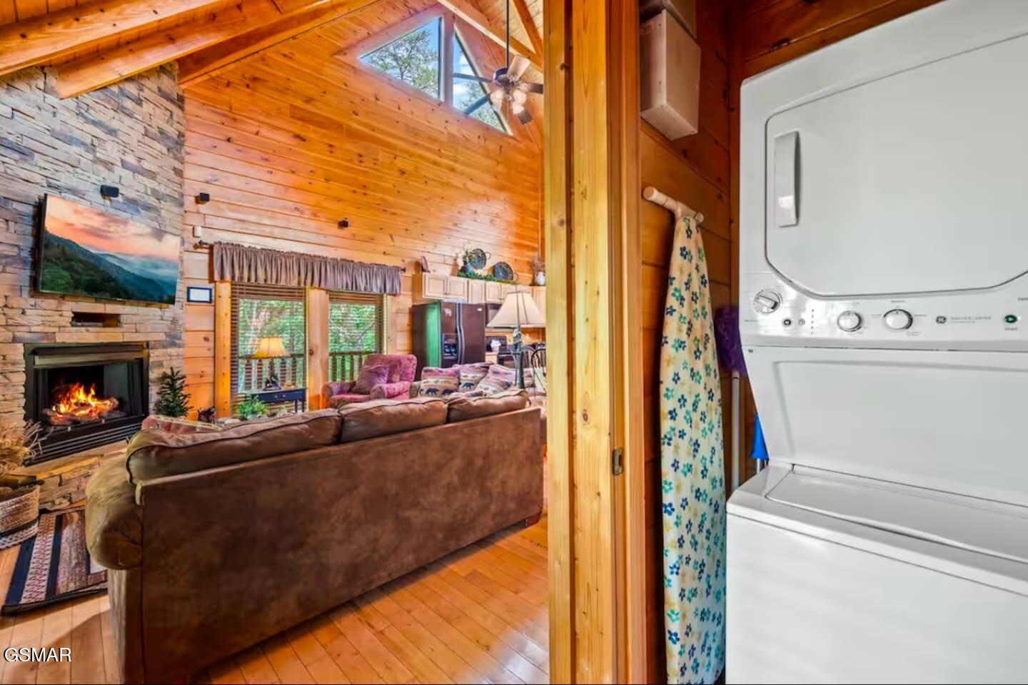 1316 Timberwolf Way Sevierville TN 37876