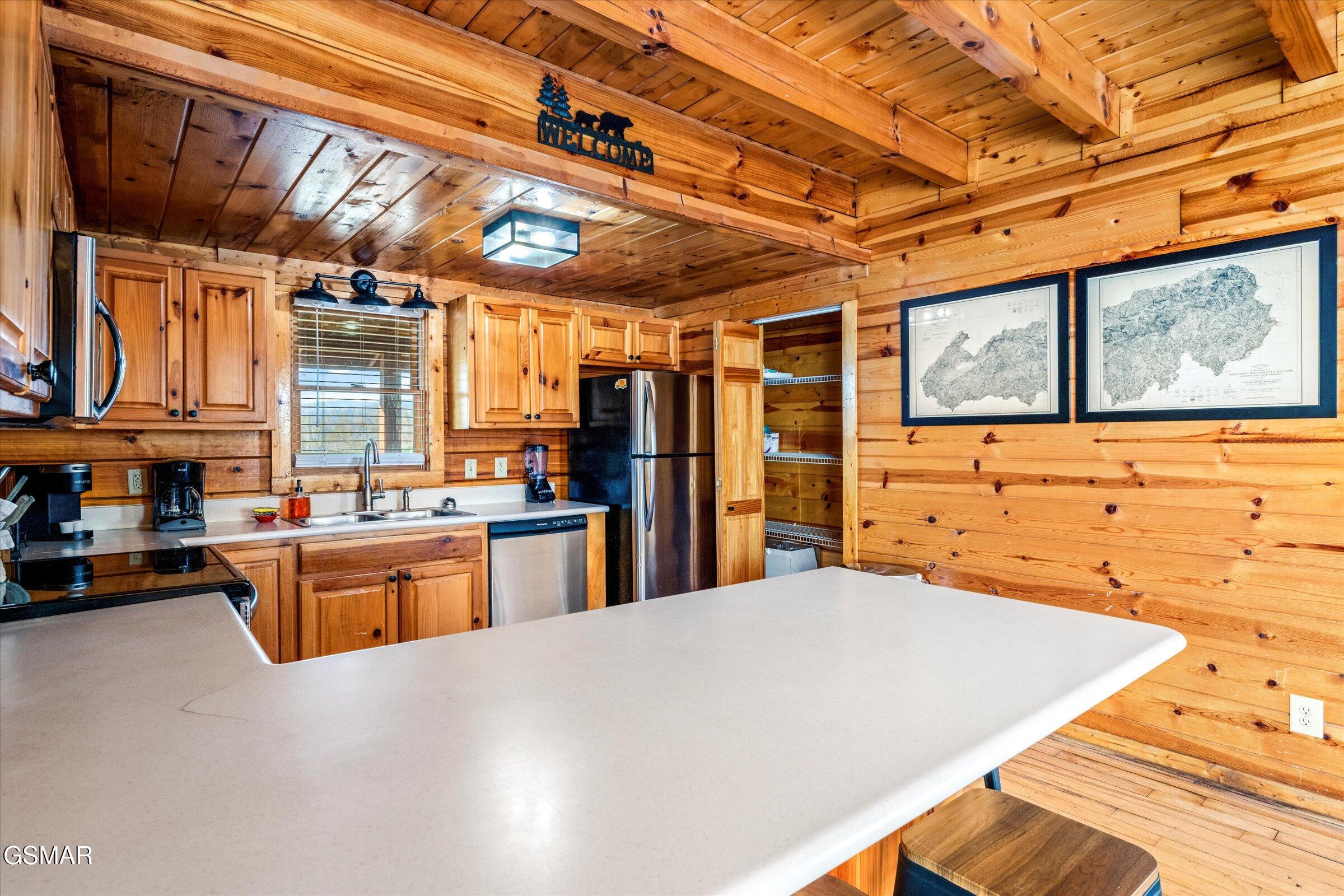 1559 Rainbow Ridge Road Sevierville TN 37862