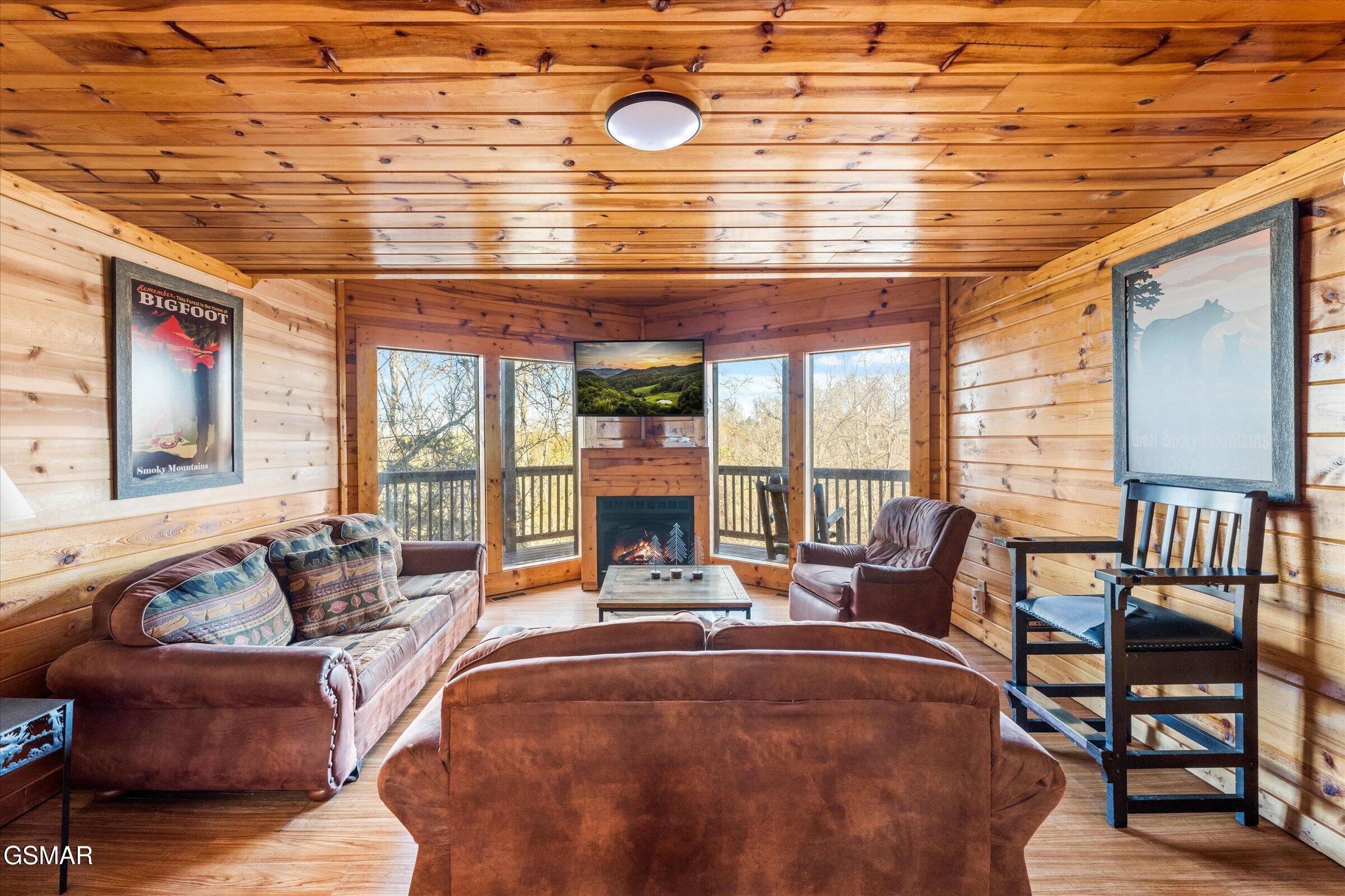 1559 Rainbow Ridge Road Sevierville TN 37862