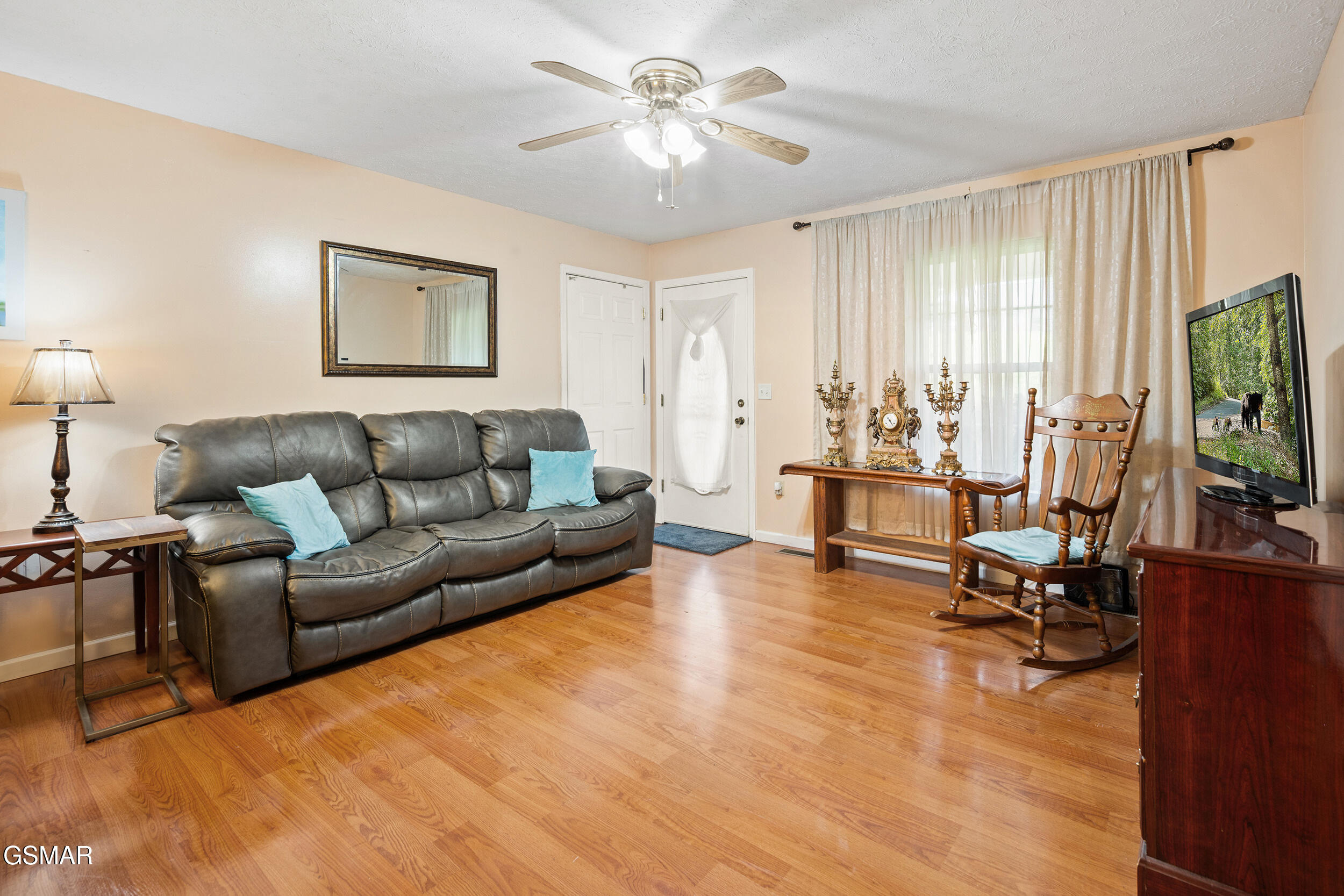 1864 Allensville Ridge Sevierville TN 37876