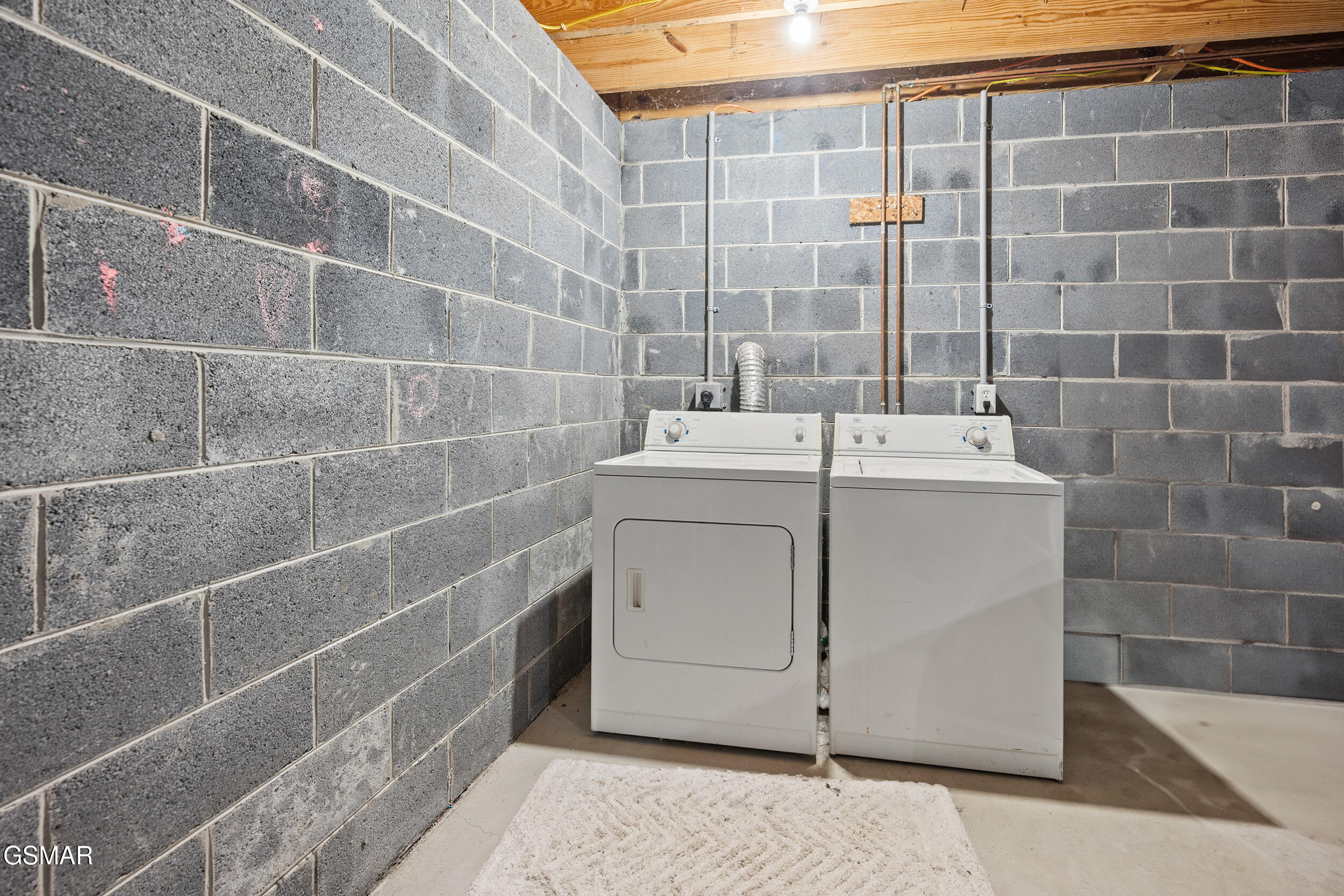 1864 Allensville Ridge Sevierville TN 37876