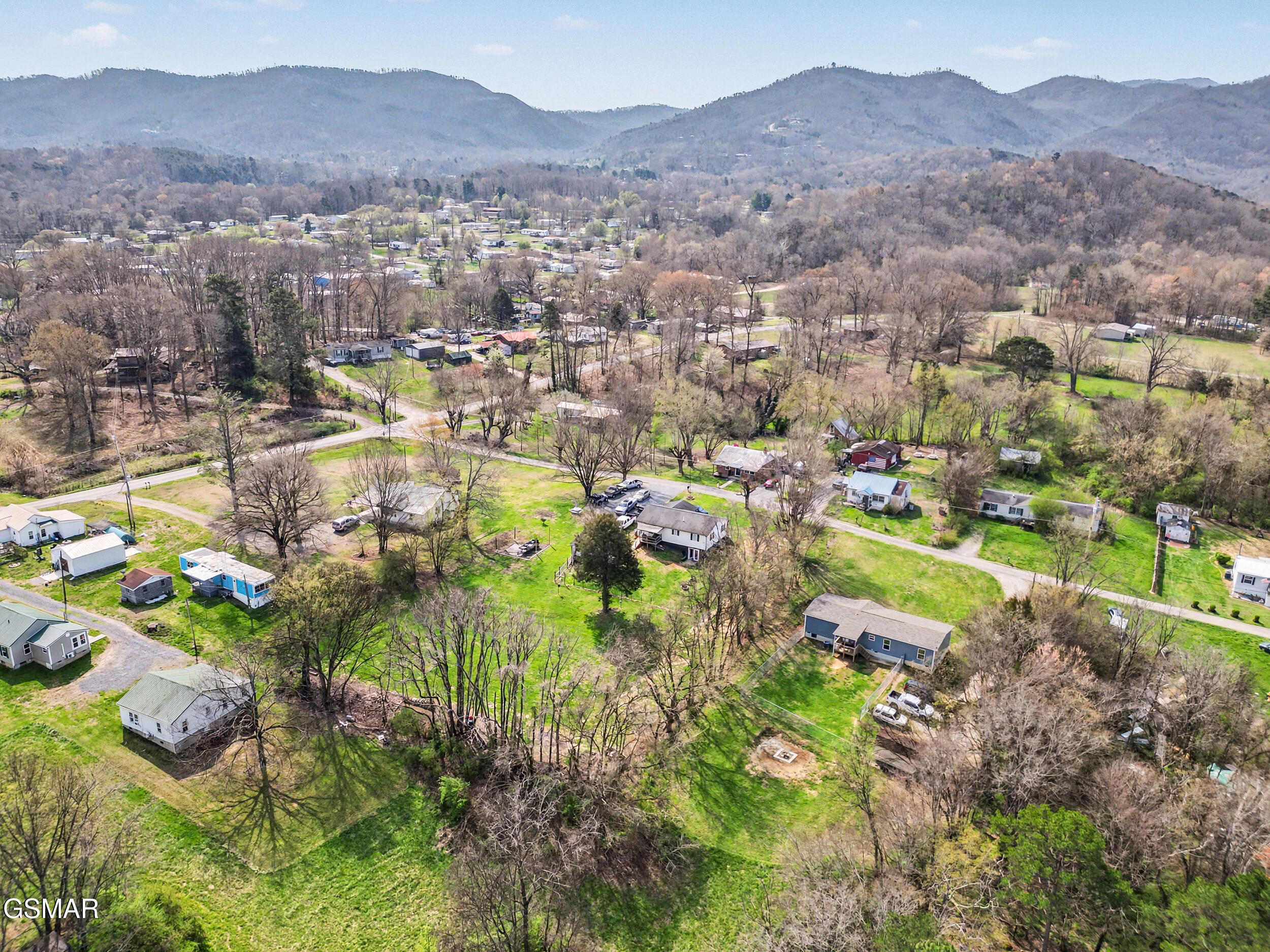 1316 Blue Spruce Way Newport TN 37821