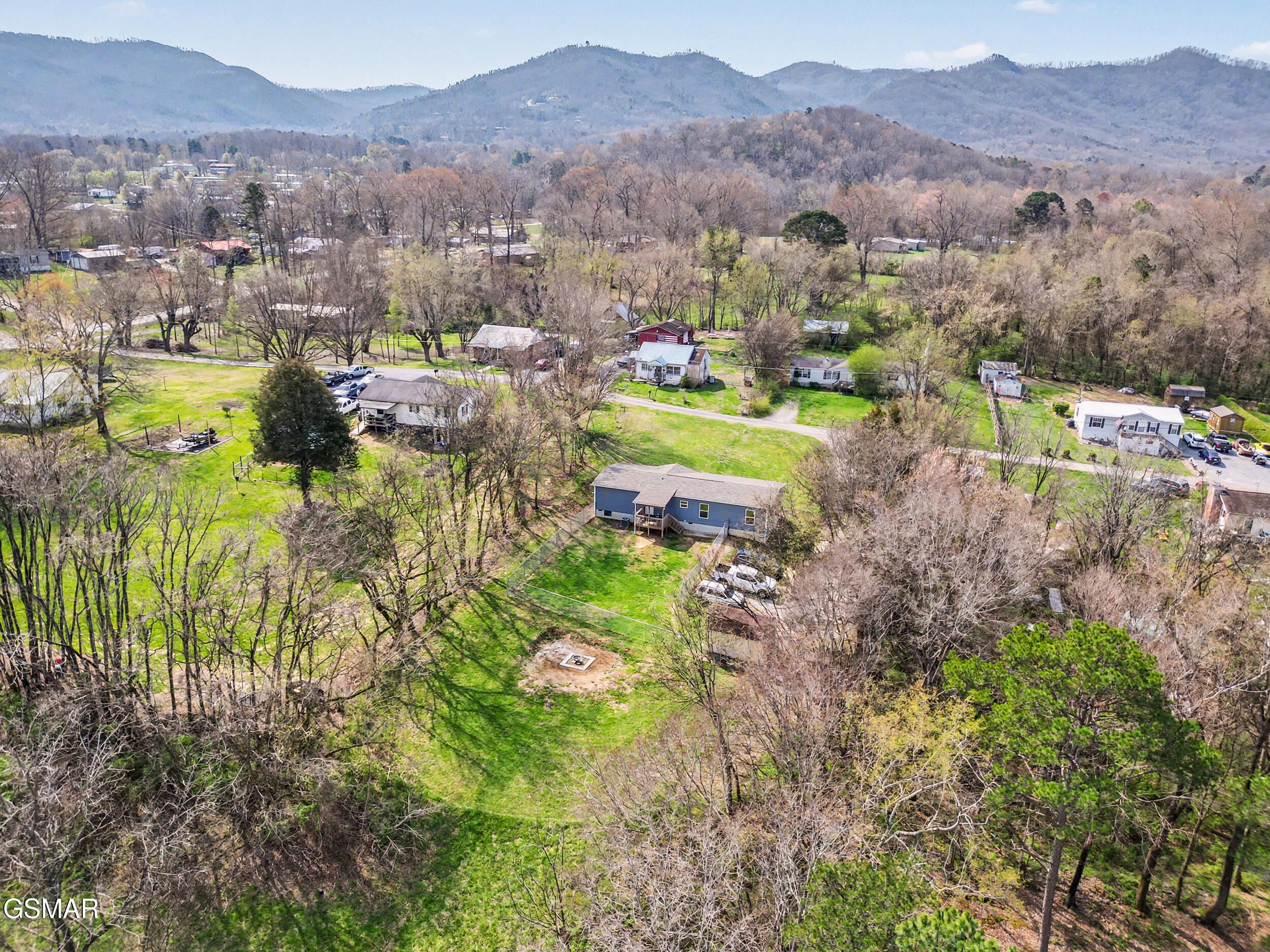1316 Blue Spruce Way Newport TN 37821