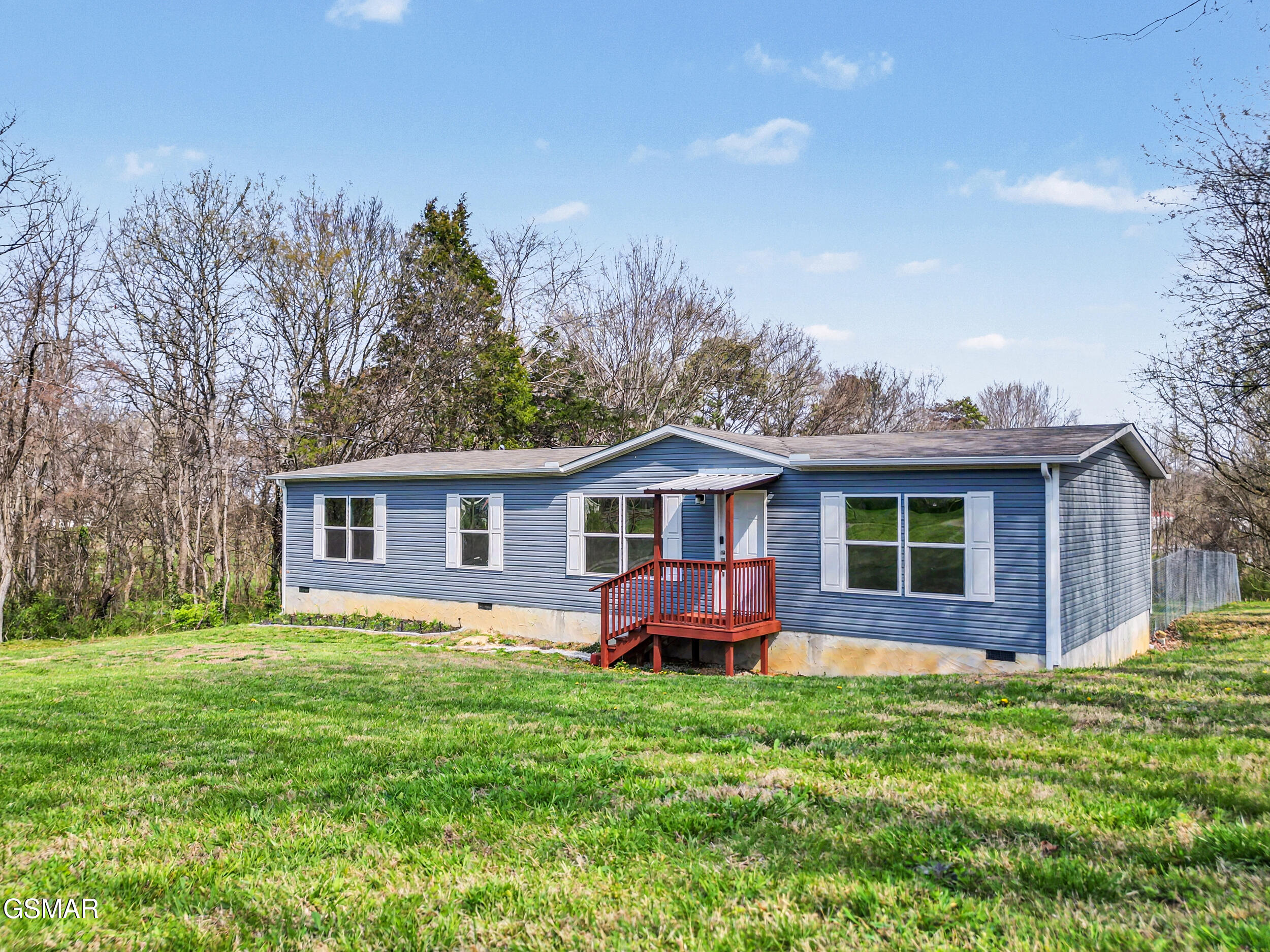 1316 Blue Spruce Way Newport TN 37821