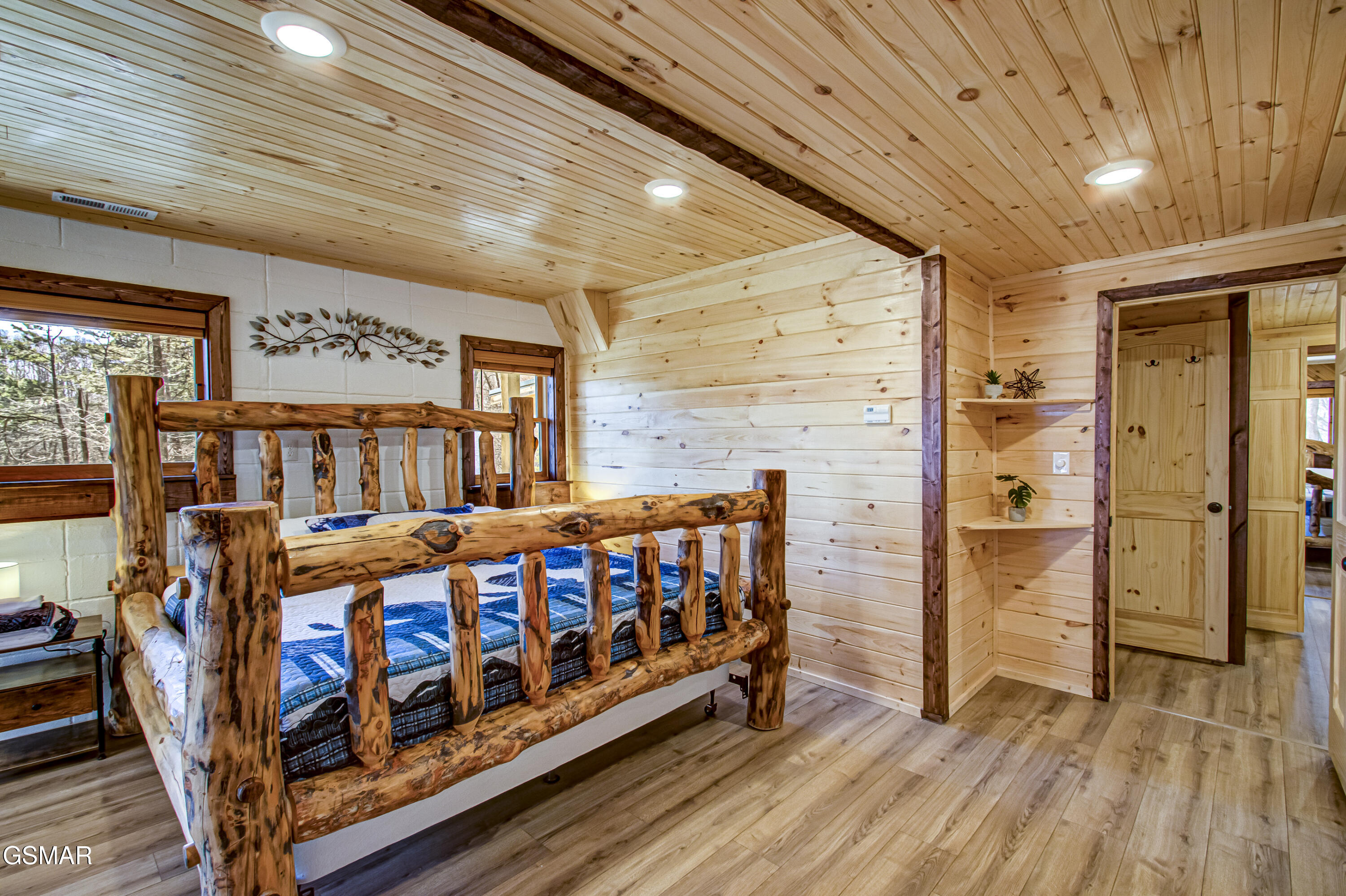 1125 Tanrac Trail Gatlinburg TN 37738