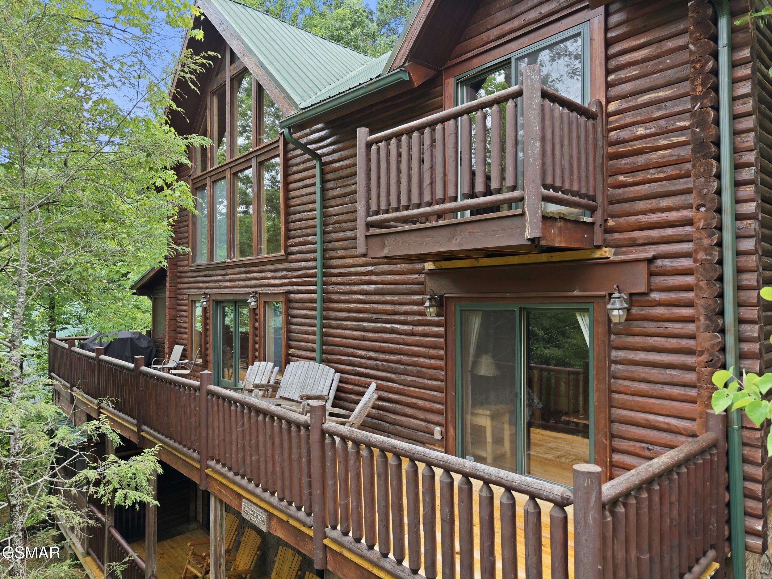2920 Raven Fork Circle Sevierville TN 37876