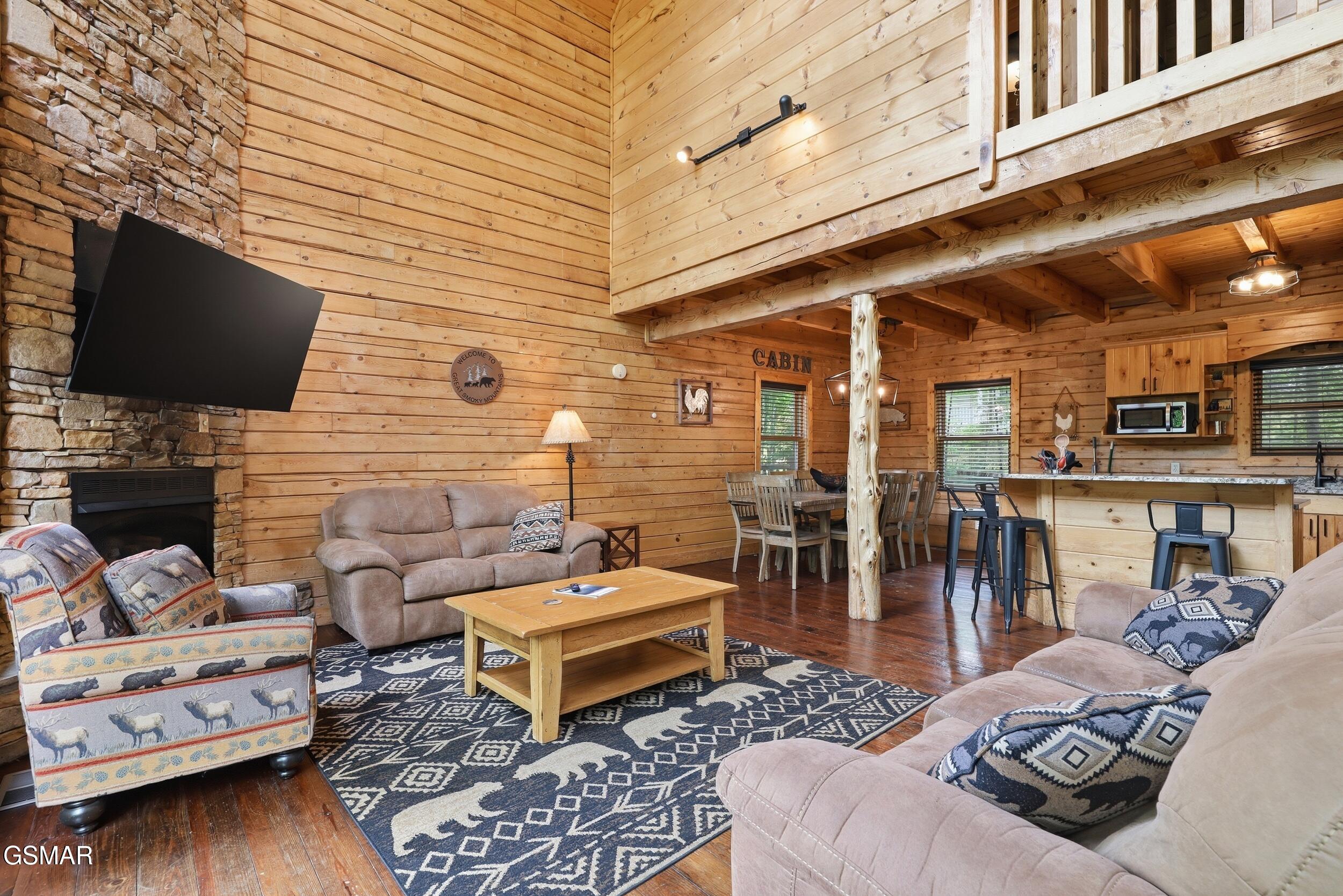 2920 Raven Fork Circle Sevierville TN 37876