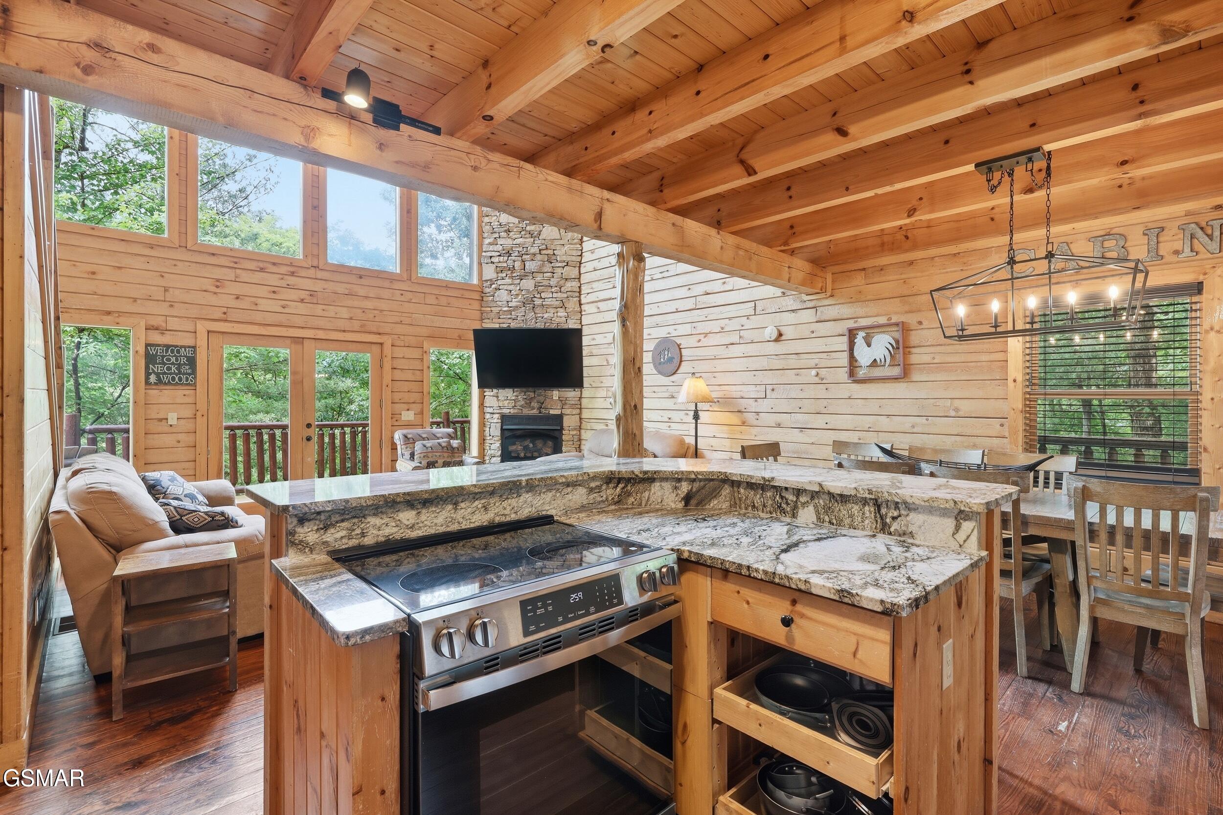 2920 Raven Fork Circle Sevierville TN 37876