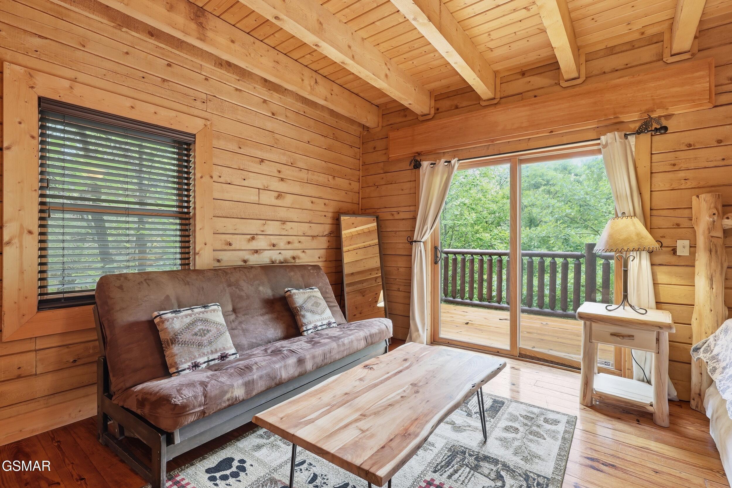 2920 Raven Fork Circle Sevierville TN 37876