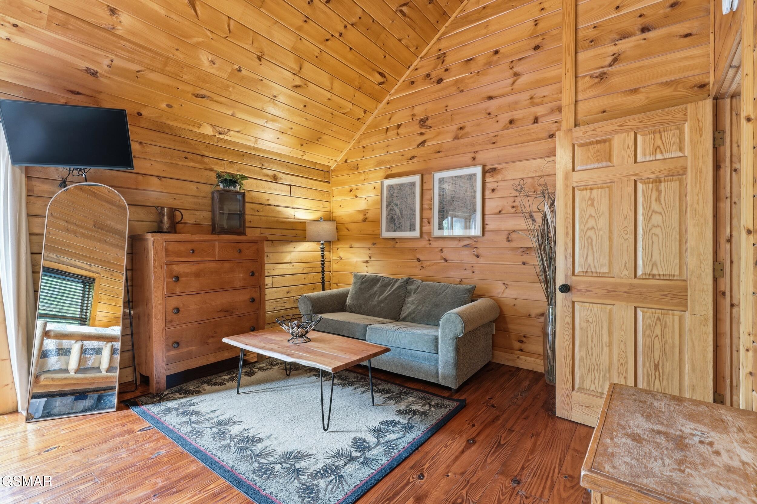 2920 Raven Fork Circle Sevierville TN 37876