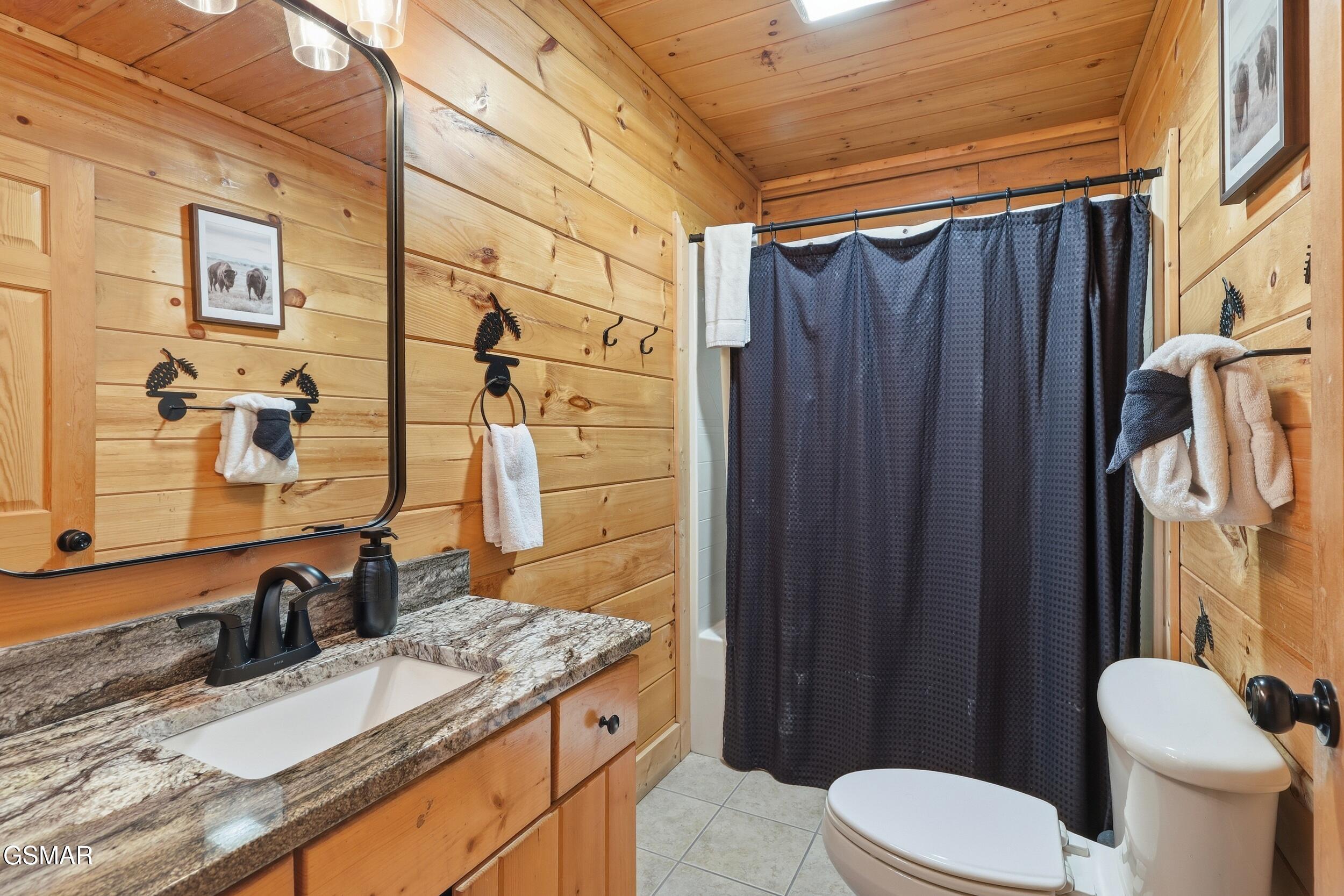 2920 Raven Fork Circle Sevierville TN 37876