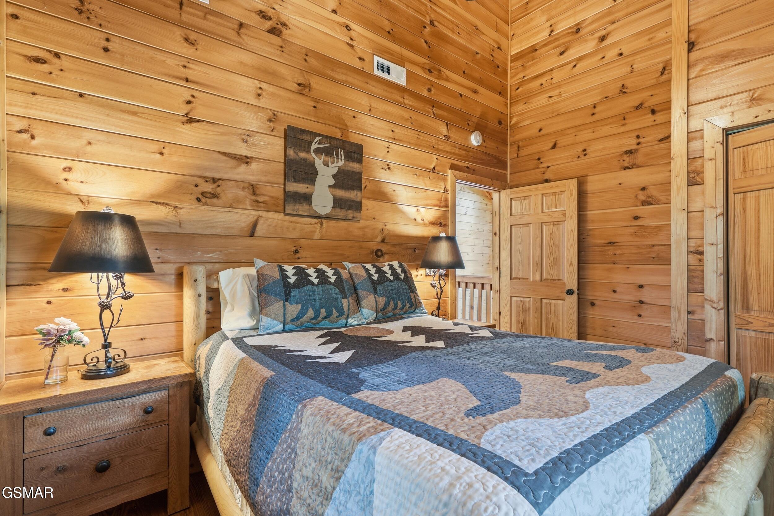 2920 Raven Fork Circle Sevierville TN 37876