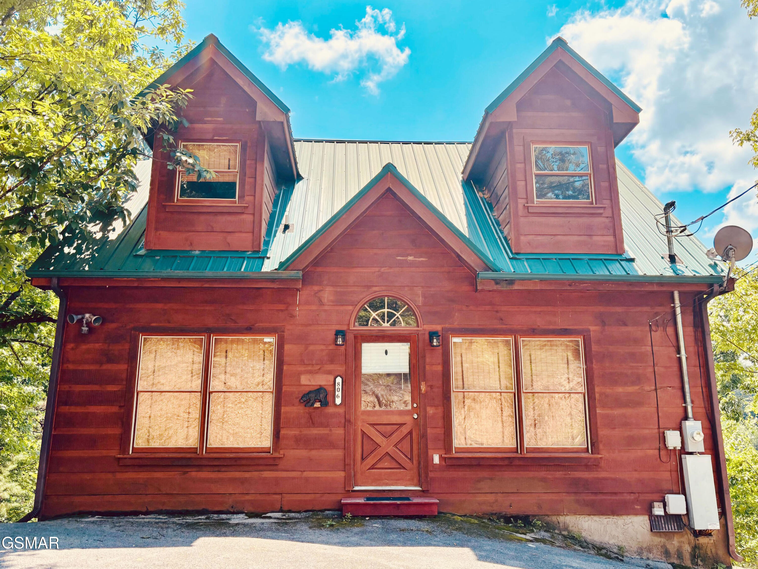 806 Ski View Lane Sevierville TN 37876