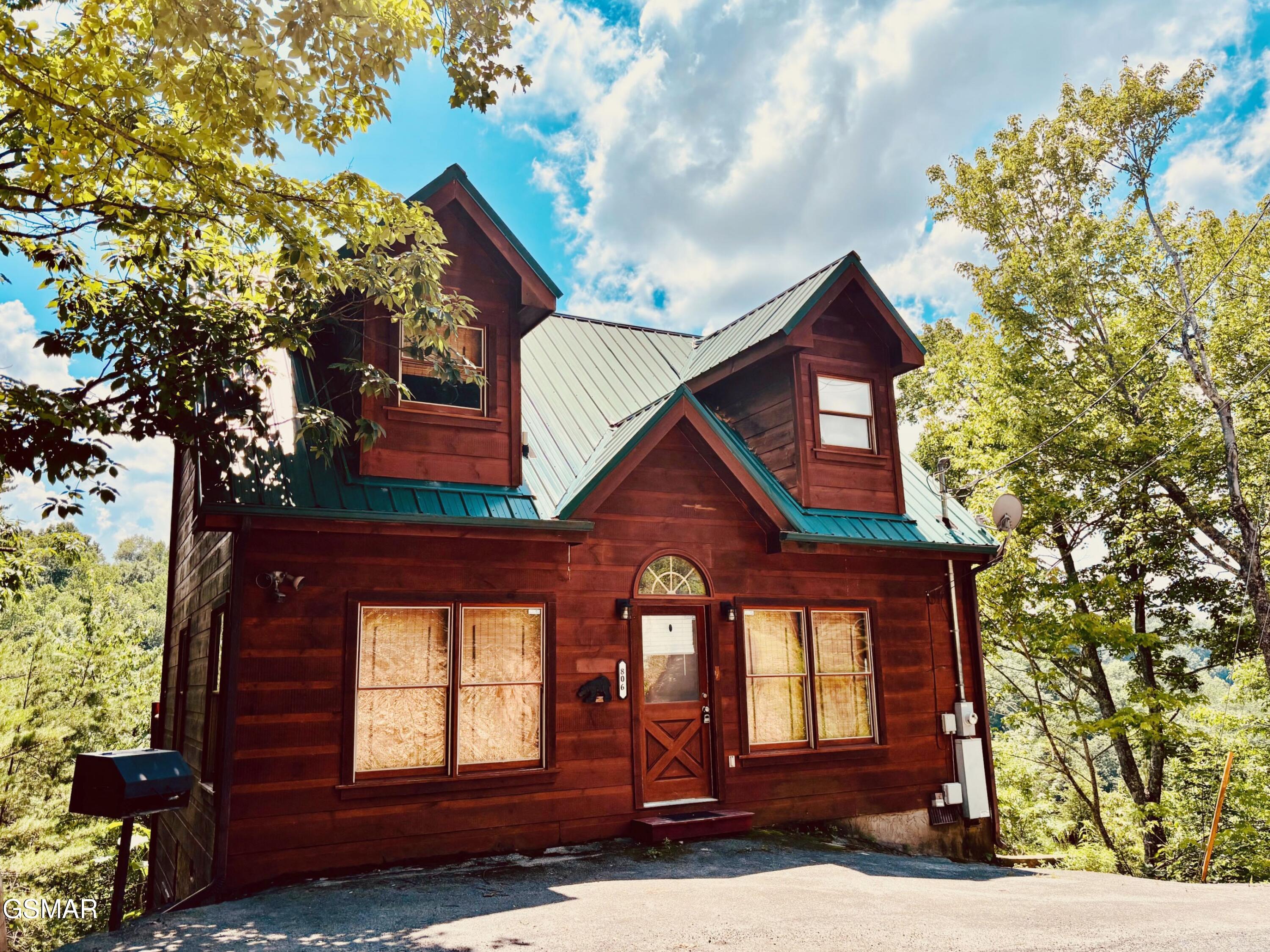806 Ski View Lane Sevierville TN 37876