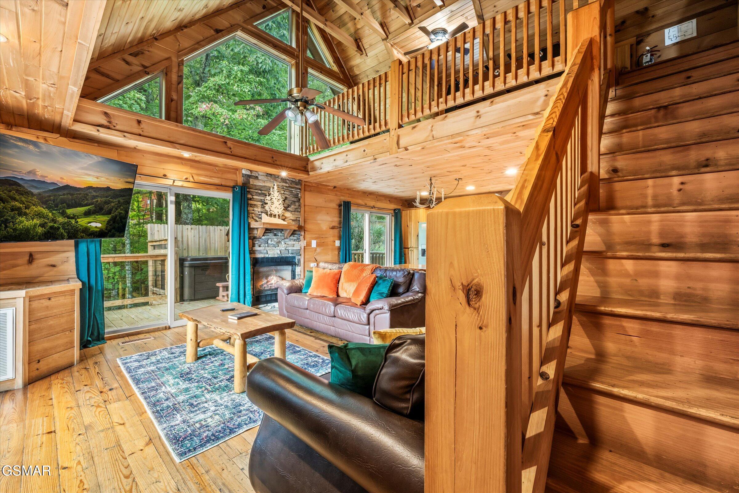 4160 Chamberlain Lane Sevierville TN 37862