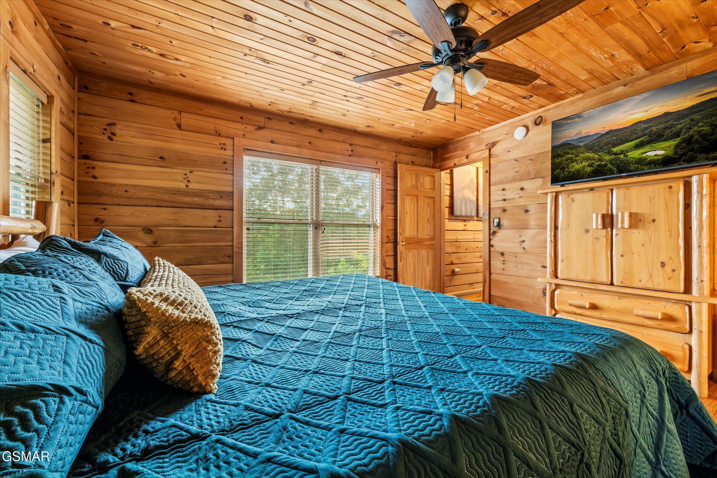 4160 Chamberlain Lane Sevierville TN 37862