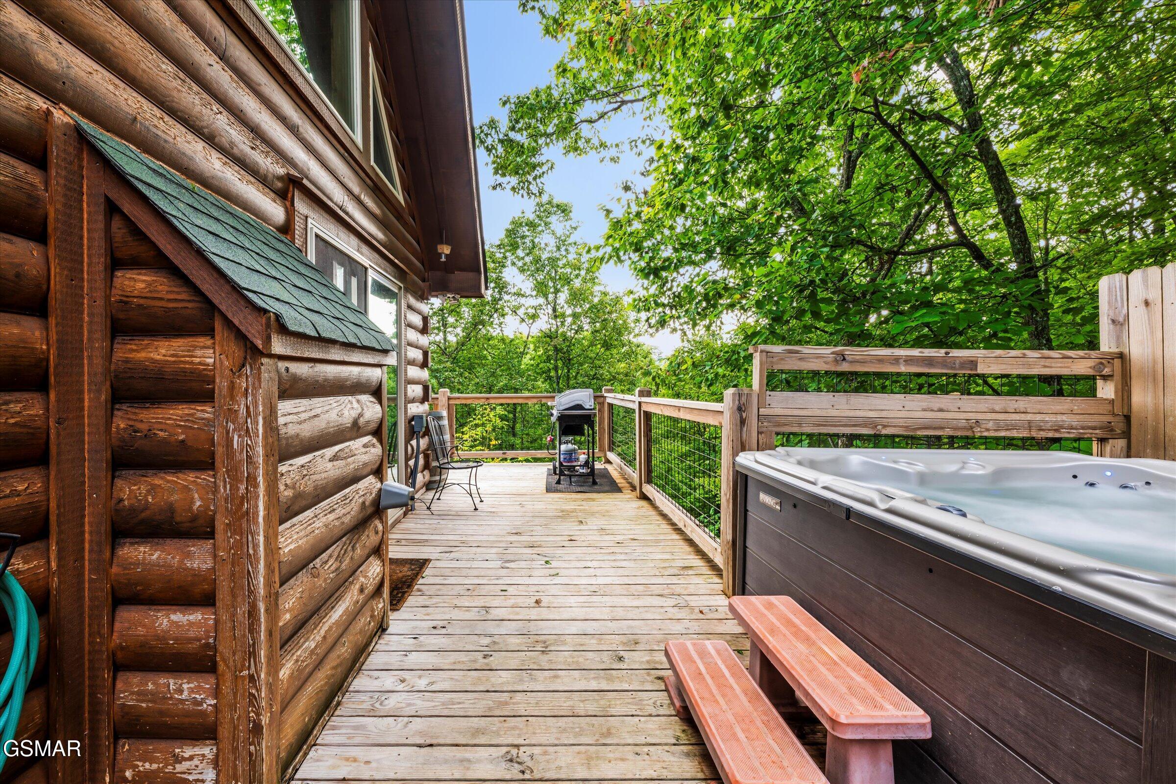 4160 Chamberlain Lane Sevierville TN 37862