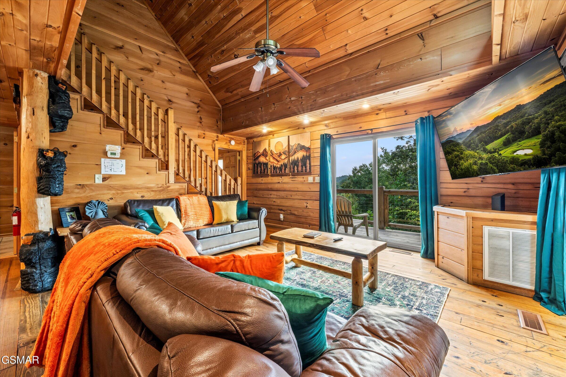 4160 Chamberlain Lane Sevierville TN 37862