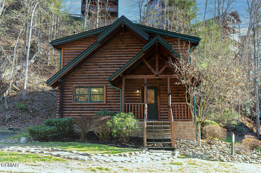 644 Gatlinburg Falls Way Gatlinburg TN 37738