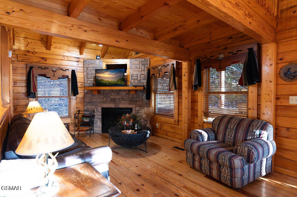 644 Gatlinburg Falls Way Gatlinburg TN 37738