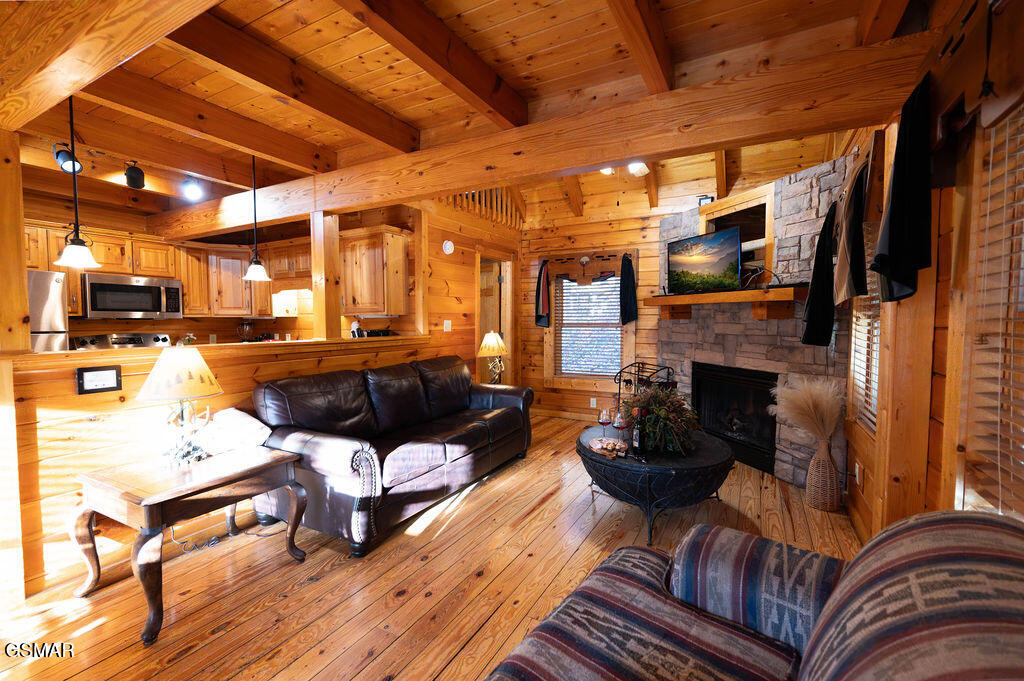 644 Gatlinburg Falls Way Gatlinburg TN 37738