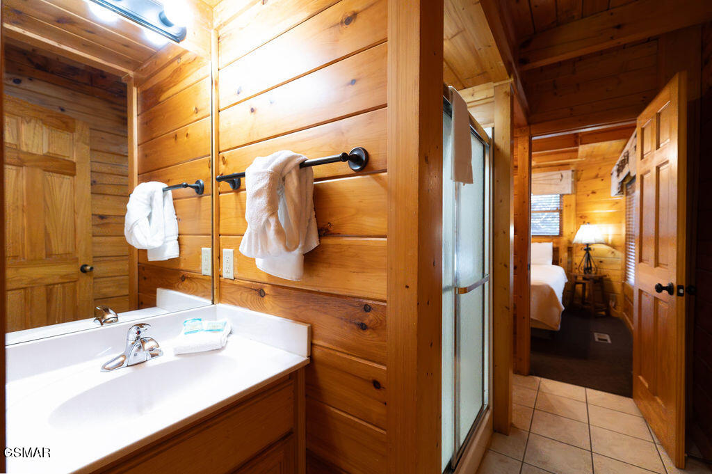 644 Gatlinburg Falls Way Gatlinburg TN 37738