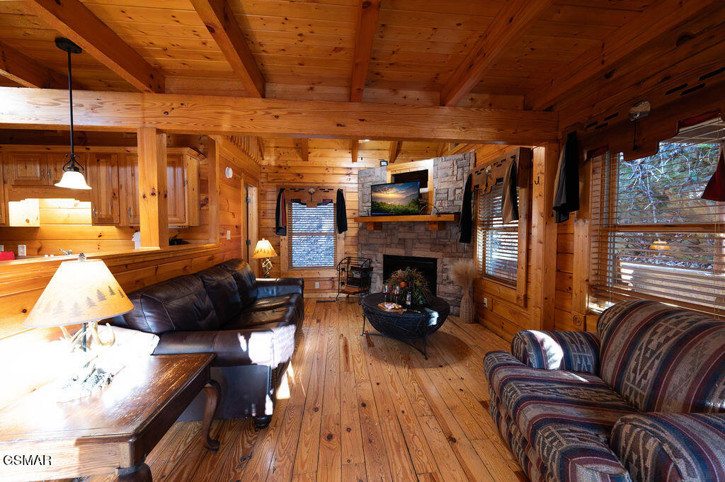 644 Gatlinburg Falls Way Gatlinburg TN 37738