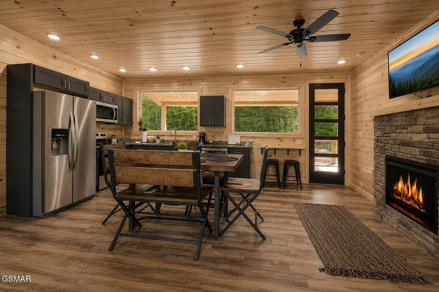 2252 Misty Shadows Drive Sevierville TN 37862