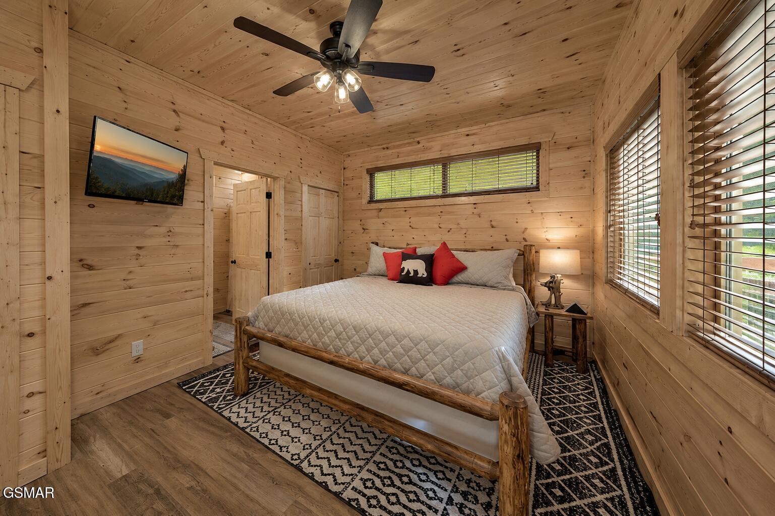 2252 Misty Shadows Drive Sevierville TN 37862