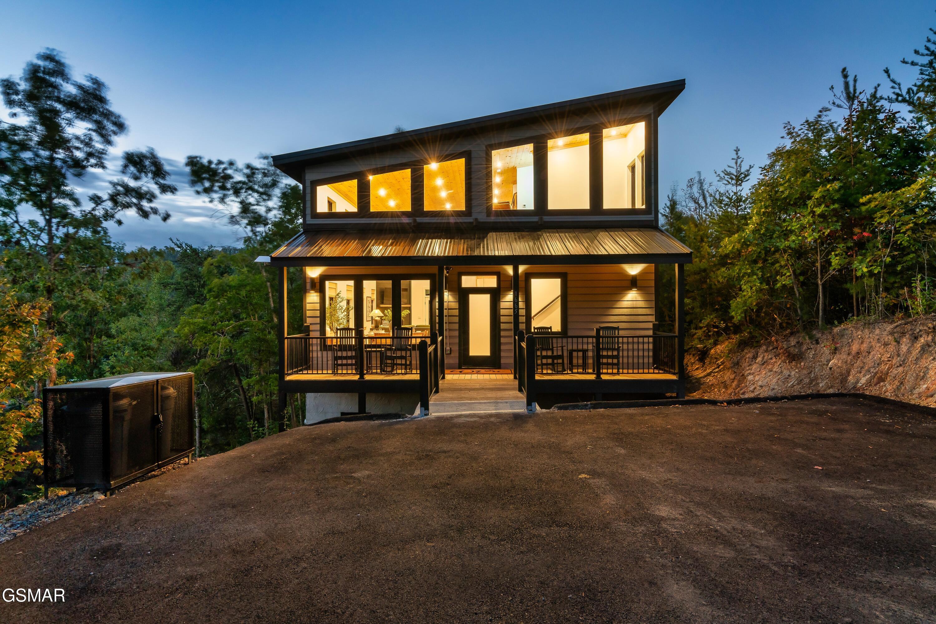 1665 Paulas Huskey Circle Sevierville TN 37876