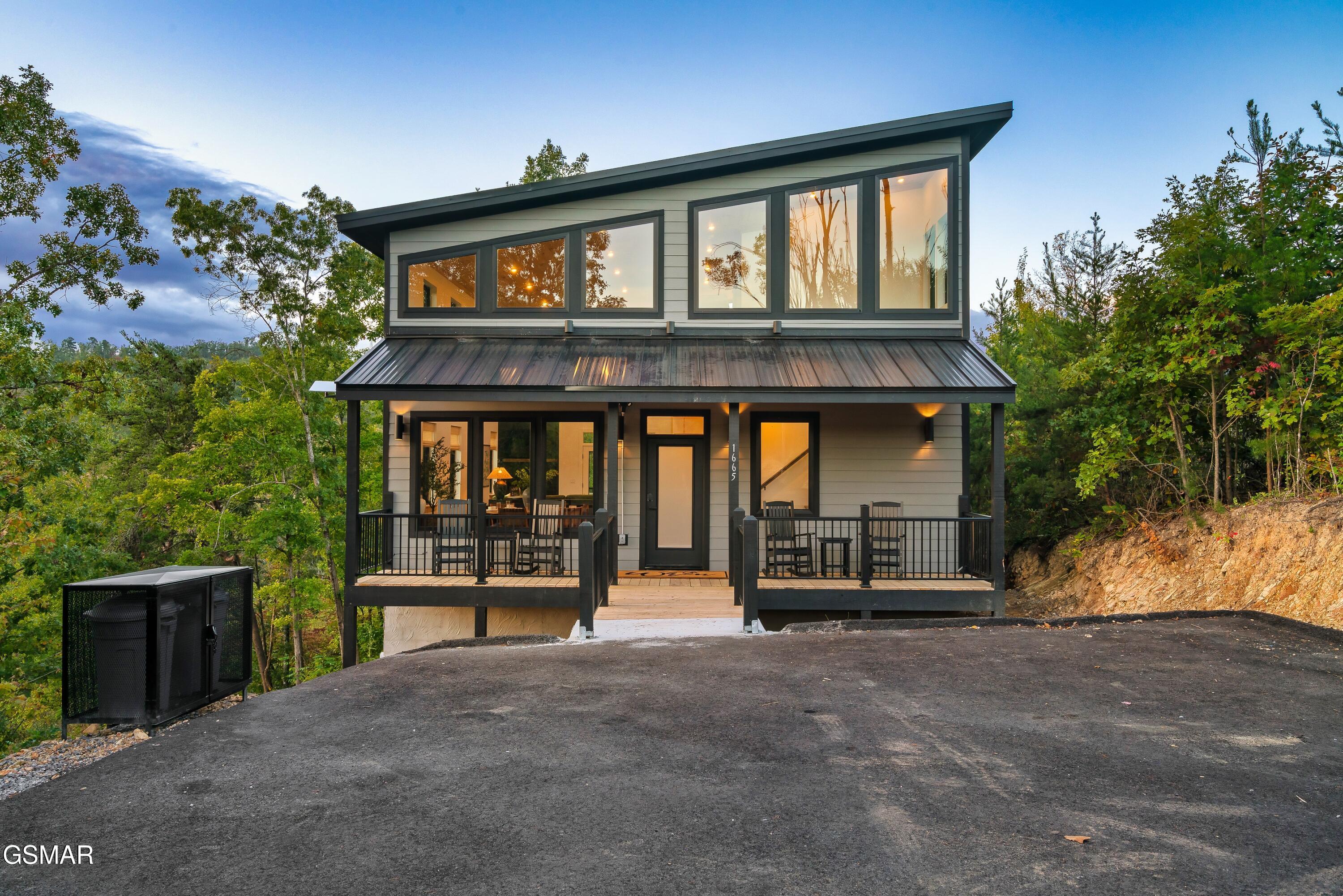 1665 Paulas Huskey Circle Sevierville TN 37876