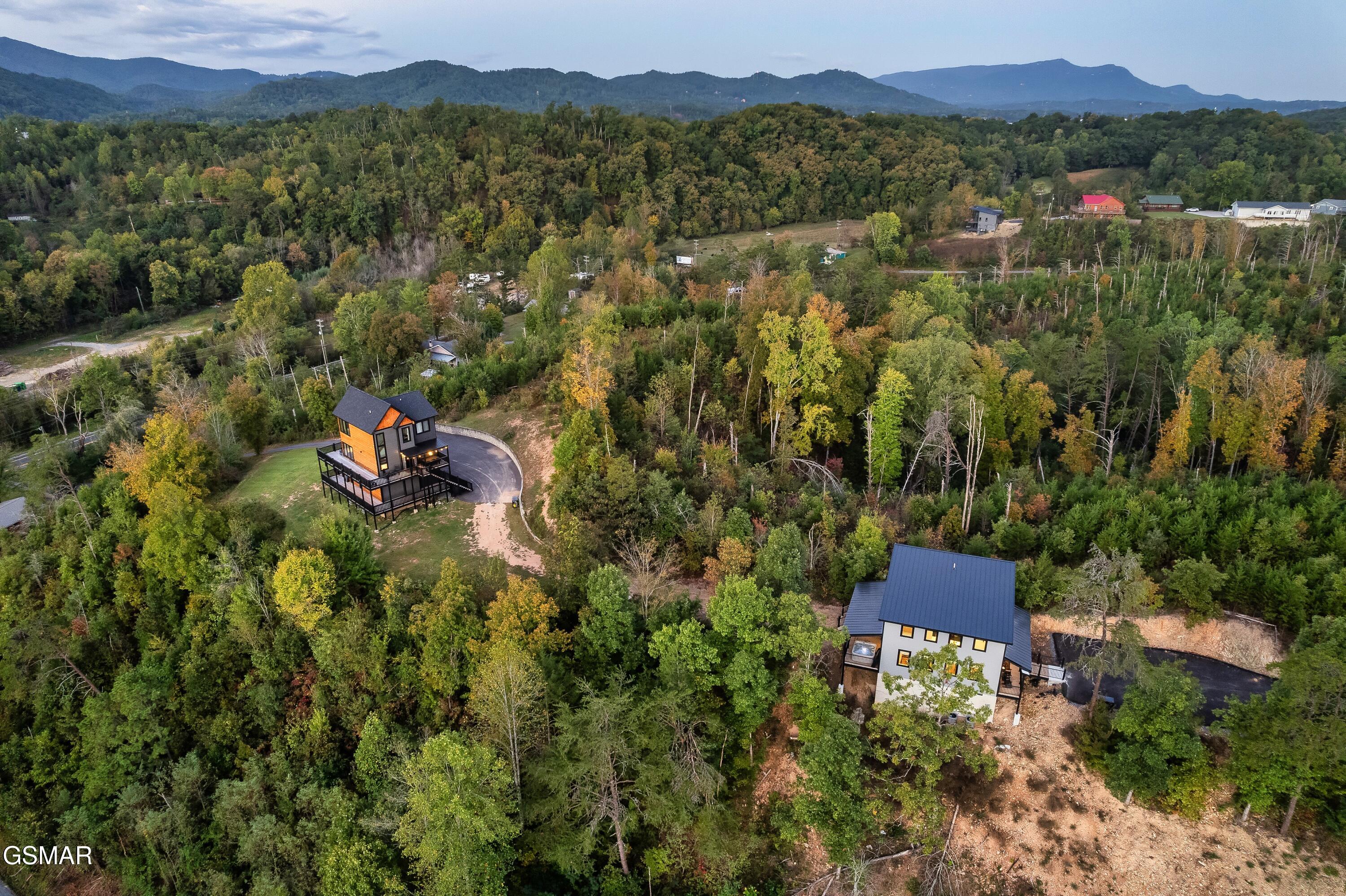 1665 Paulas Huskey Circle Sevierville TN 37876