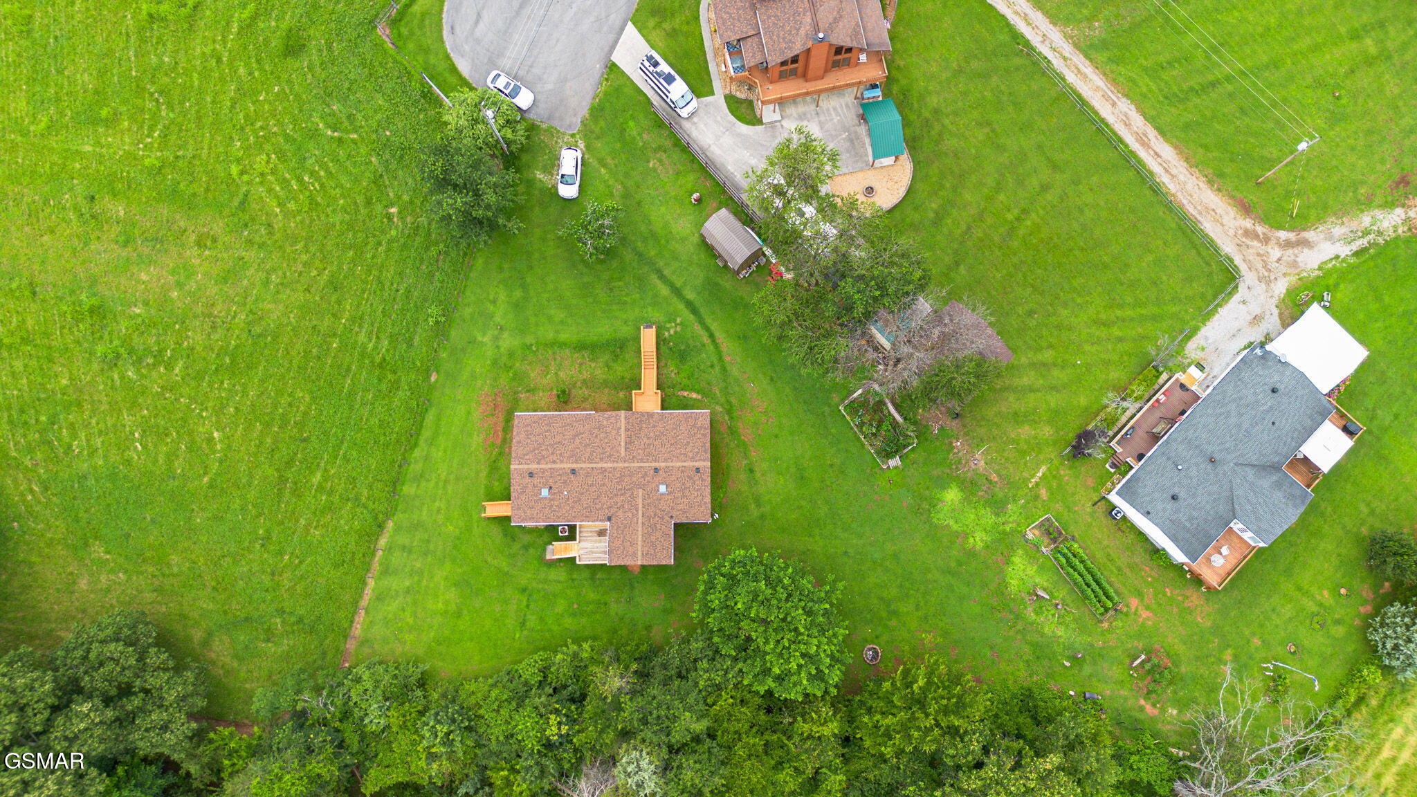 802 Holbert Lane Kodak TN 37764