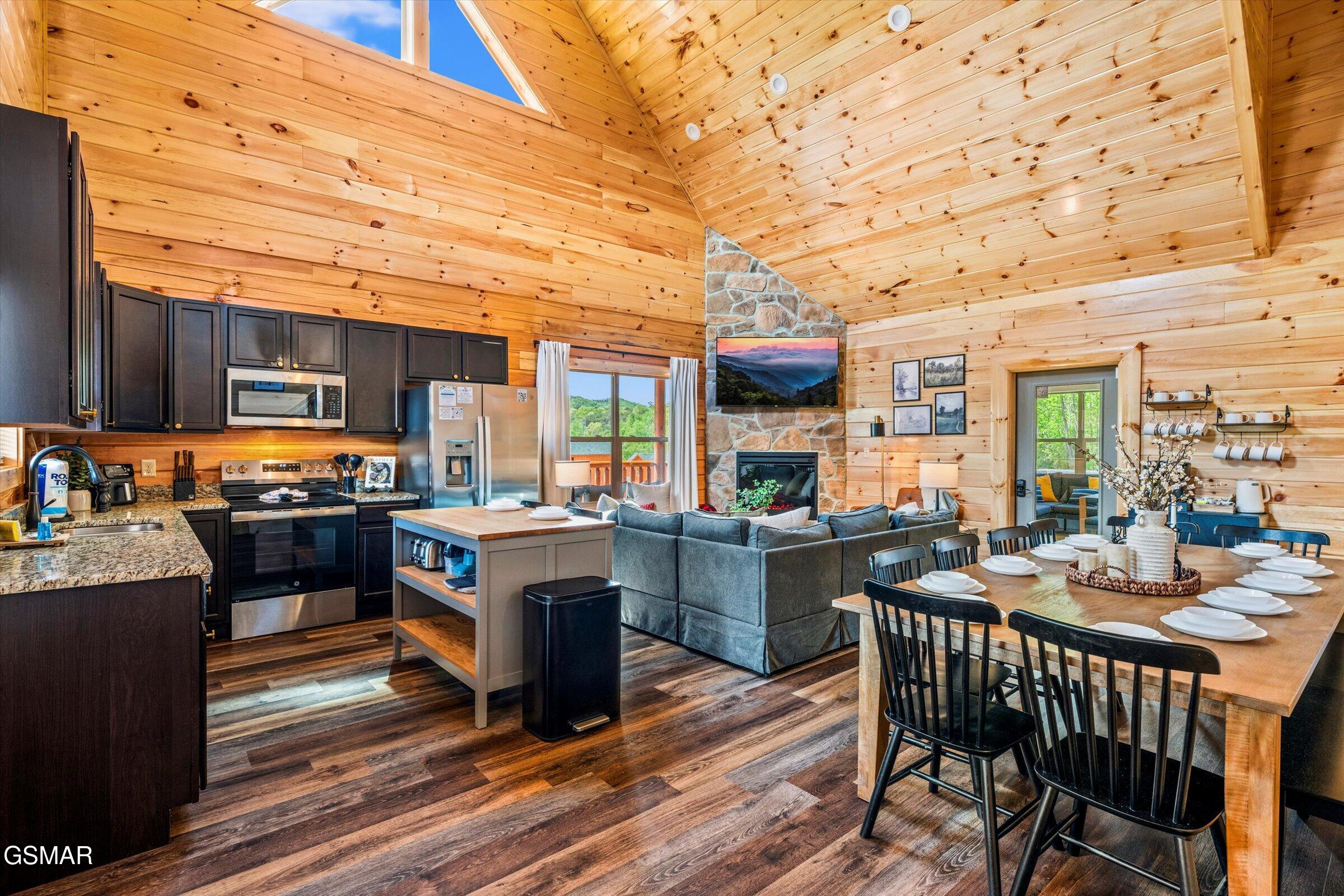 417 Southern Sun Way Pigeon Forge TN 37863