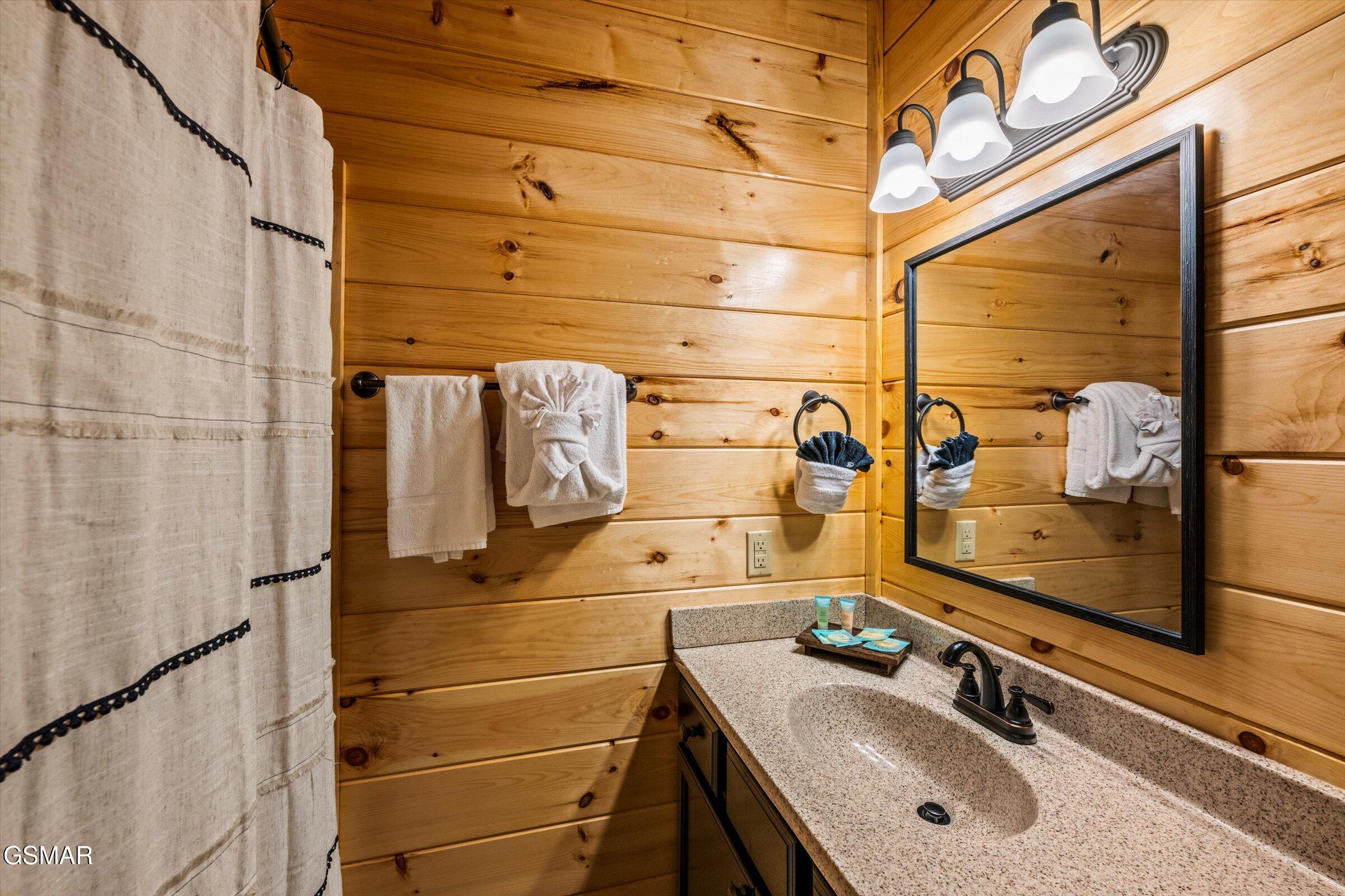 417 Southern Sun Way Pigeon Forge TN 37863