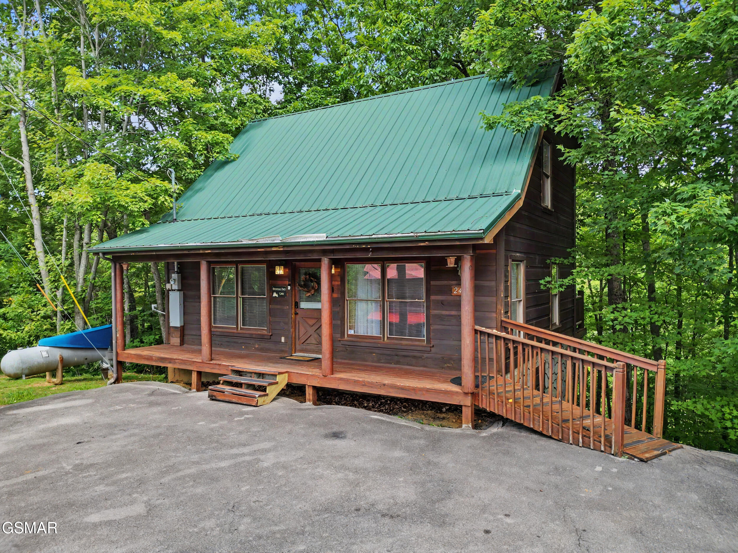 2434 N North School House Gap Road Sevierville TN 37876