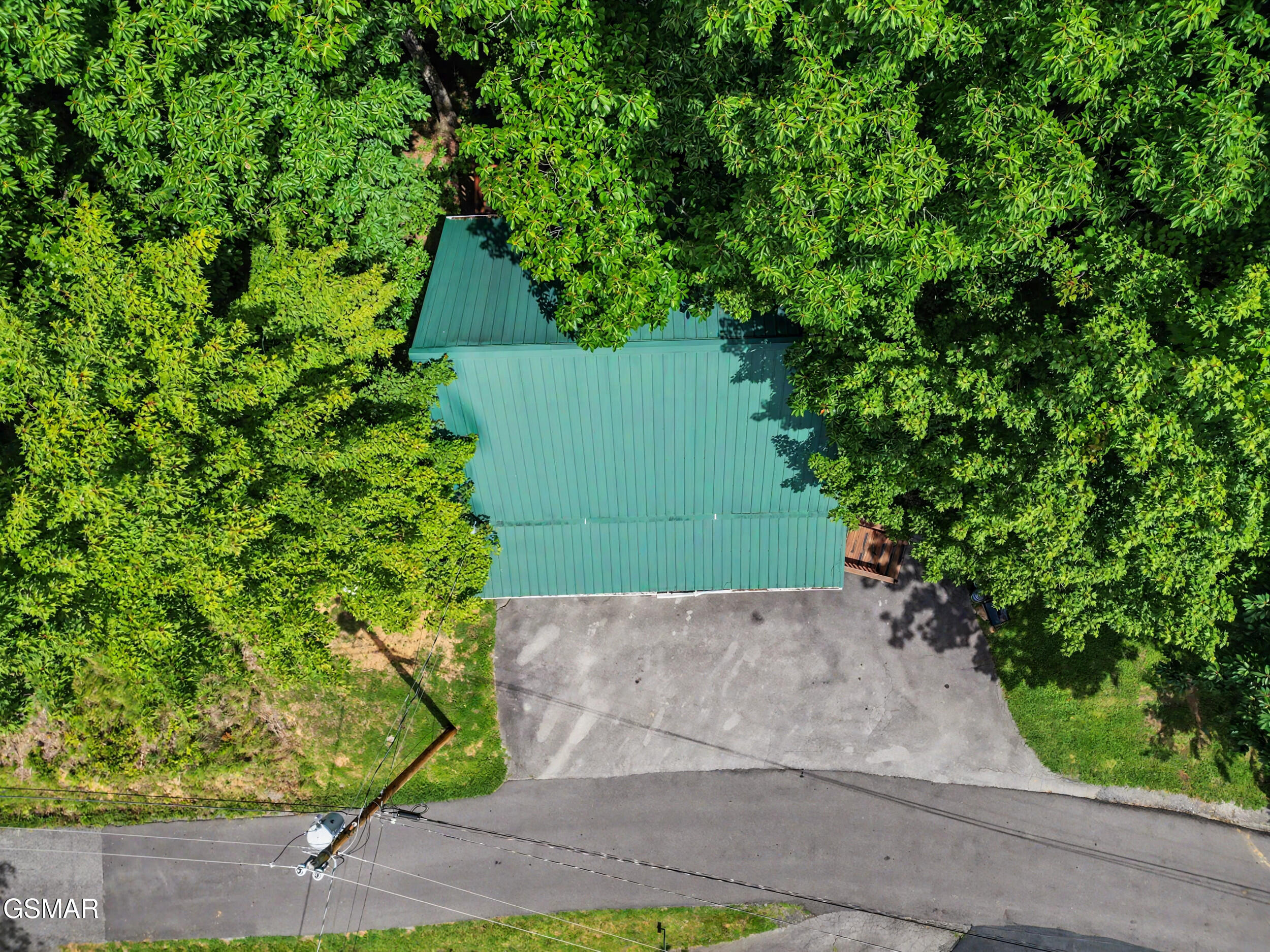 2434 N North School House Gap Road Sevierville TN 37876