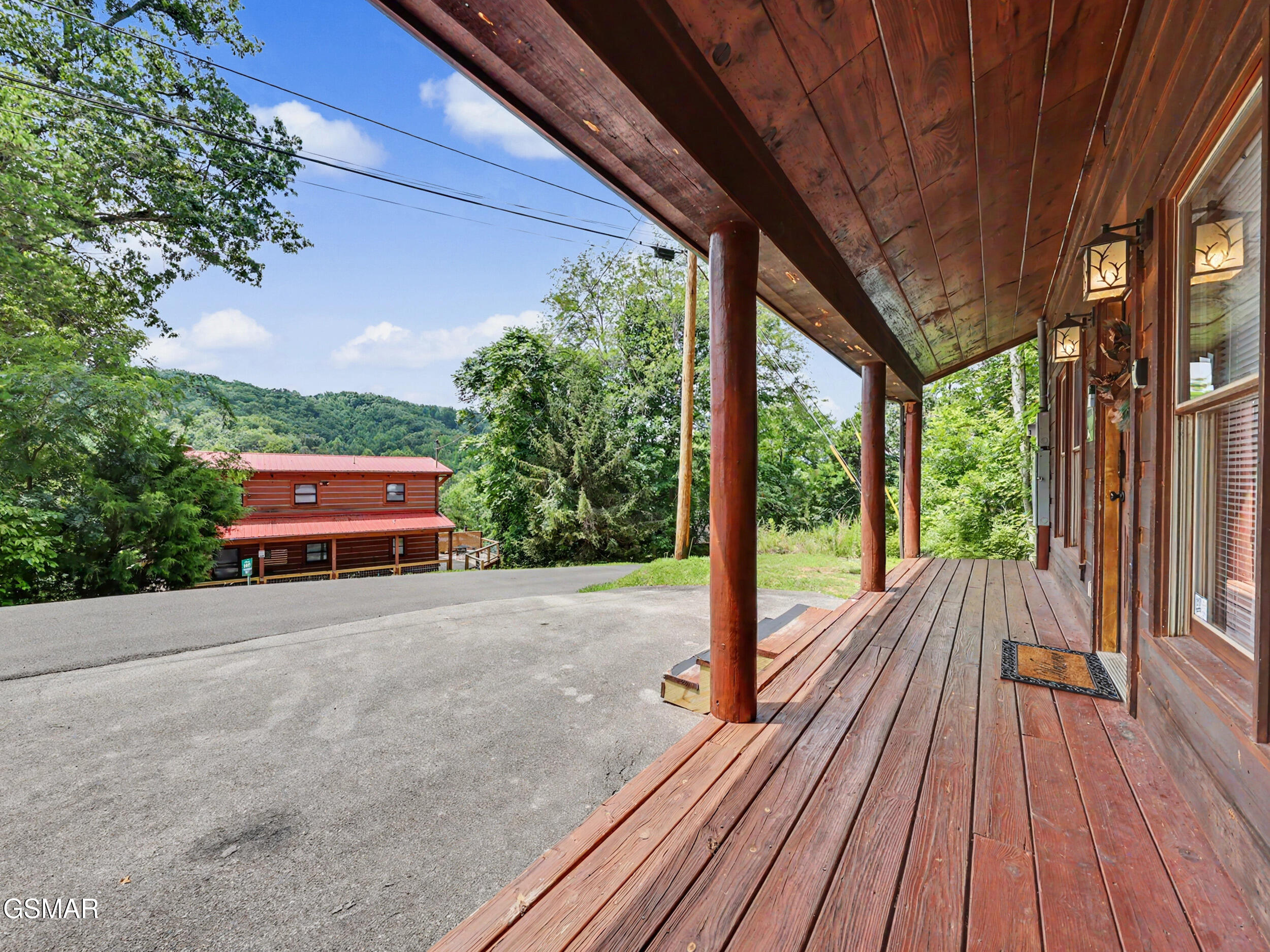 2434 N North School House Gap Road Sevierville TN 37876