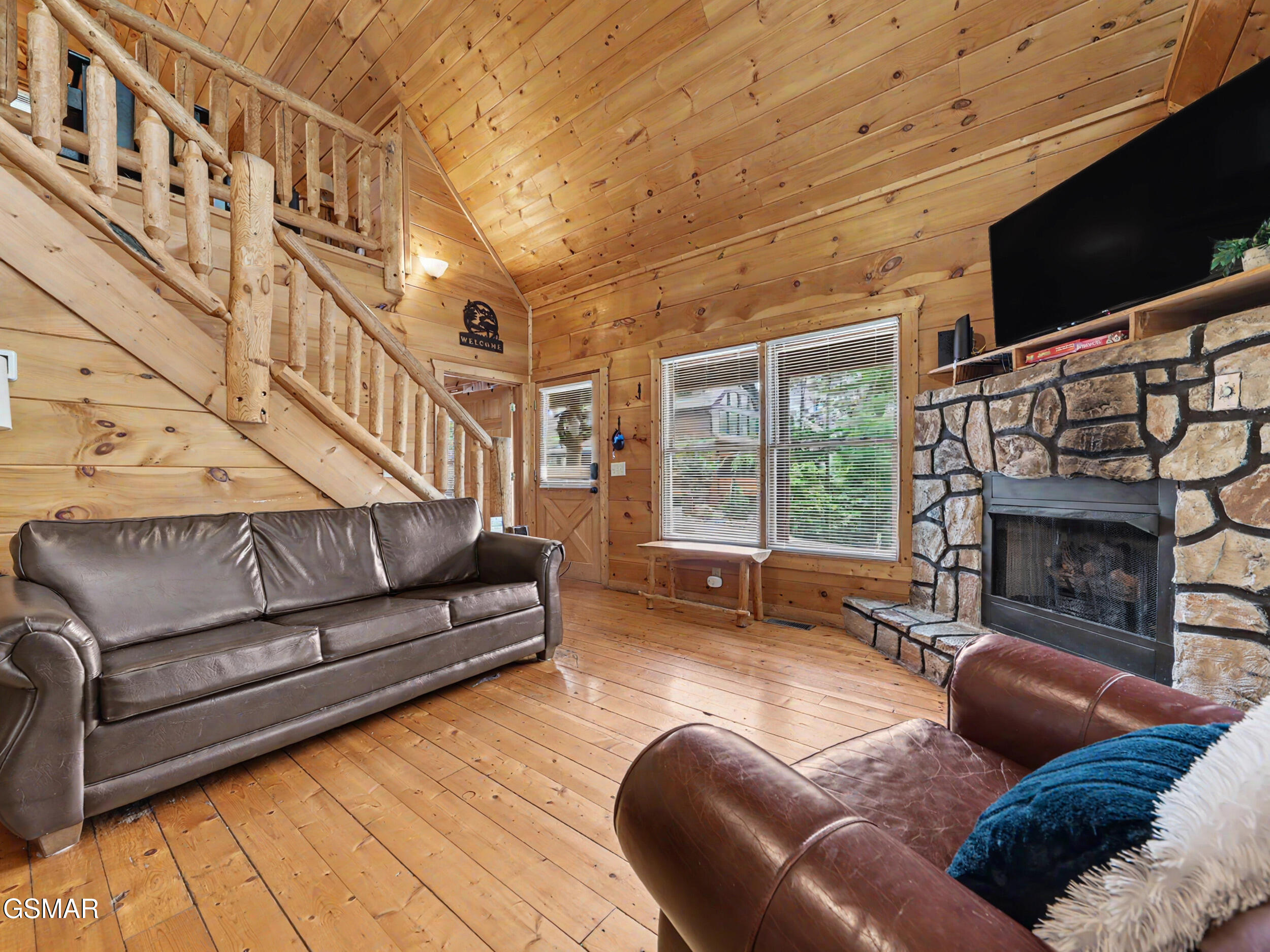 2434 N North School House Gap Road Sevierville TN 37876