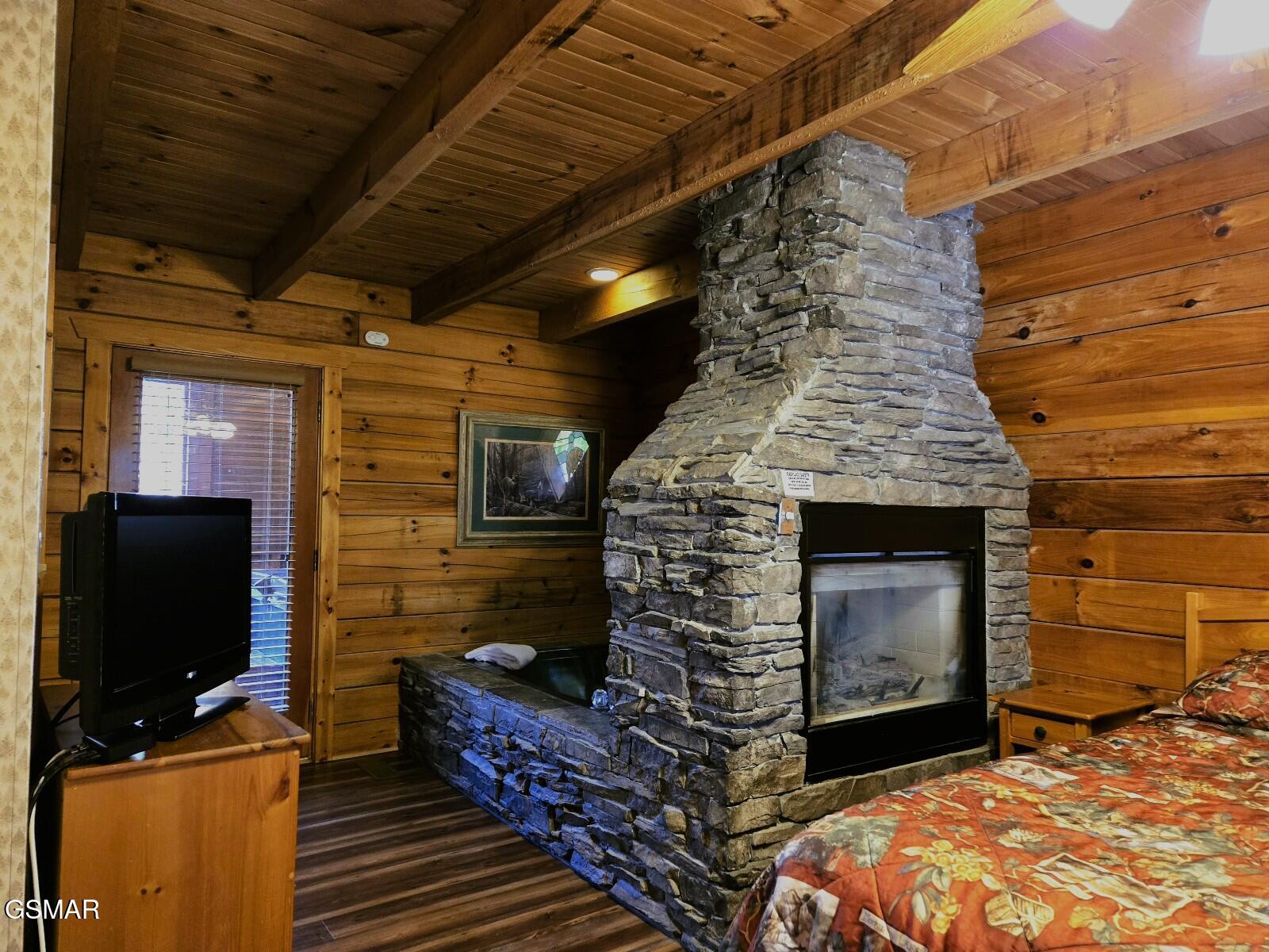 1580 Walt Price Road Sevierville TN 37876