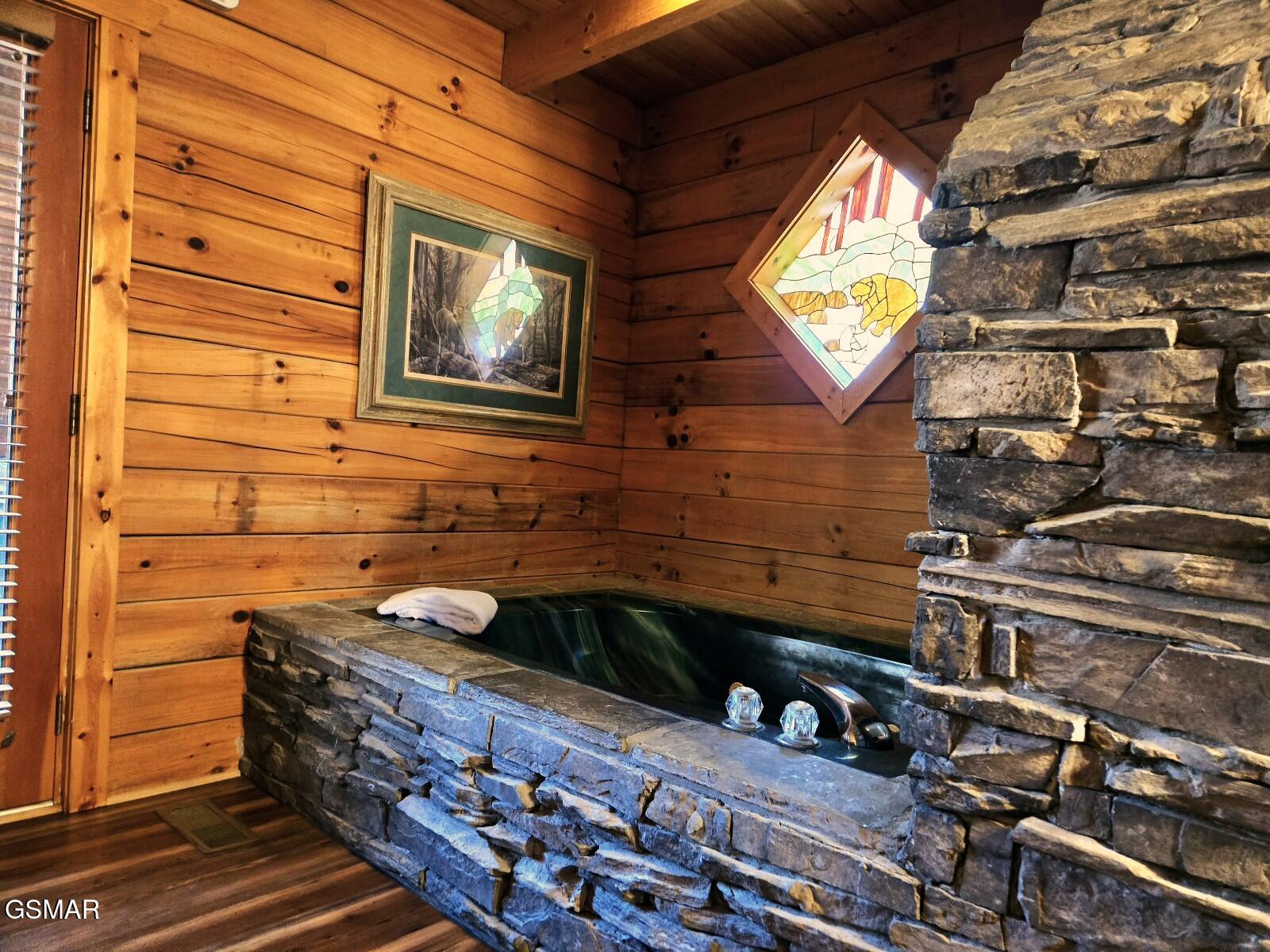 1580 Walt Price Road Sevierville TN 37876