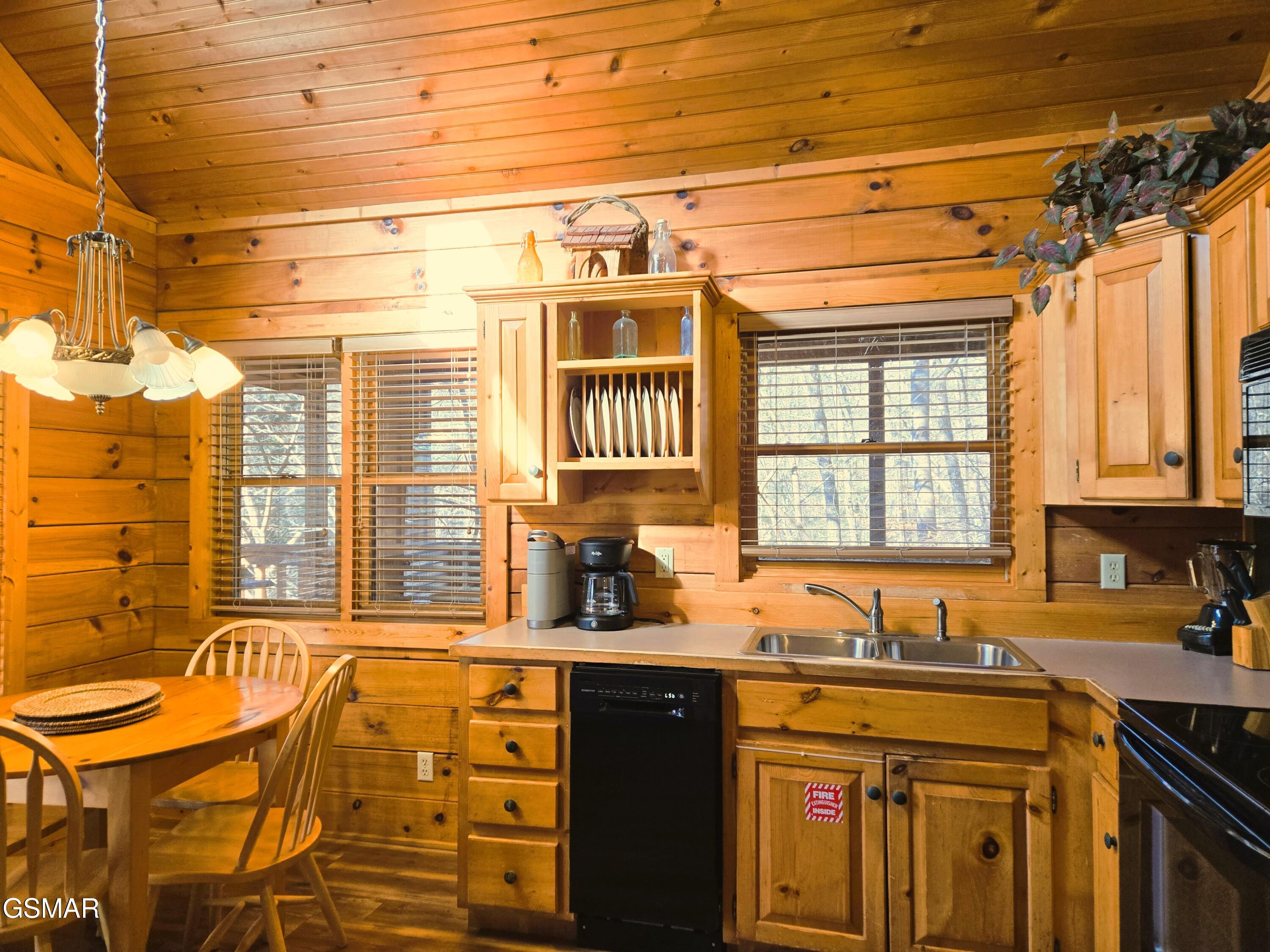 1580 Walt Price Road Sevierville TN 37876