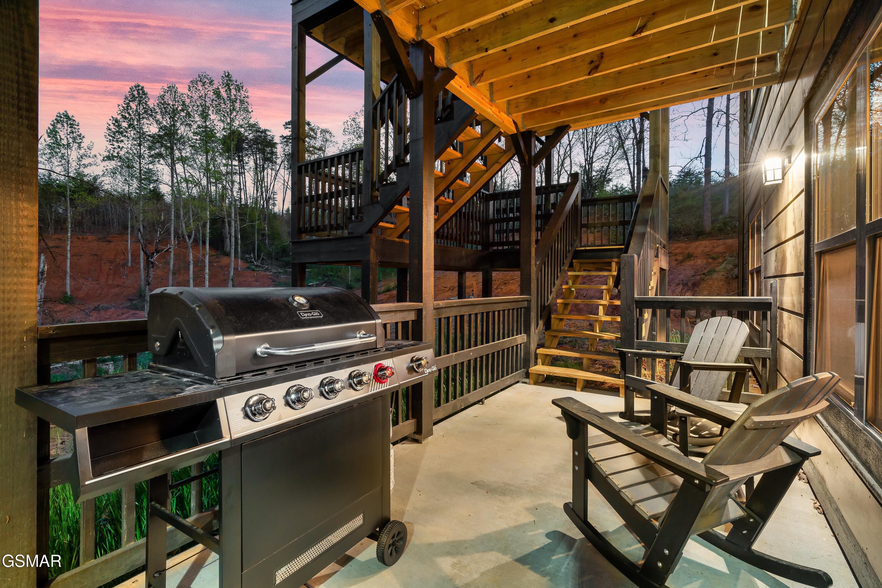 204 Lily Jo Way Sevierville TN 37876