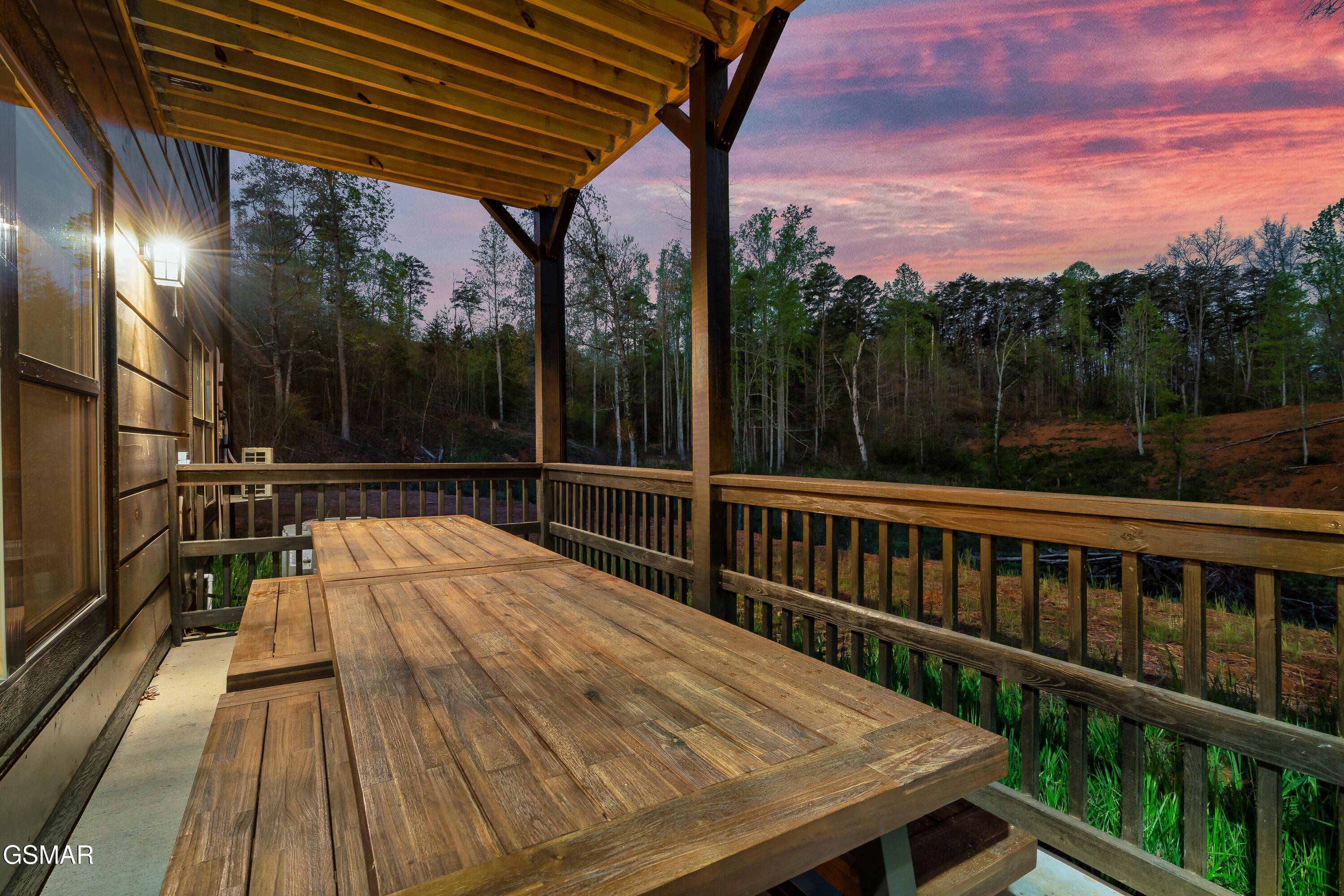 204 Lily Jo Way Sevierville TN 37876